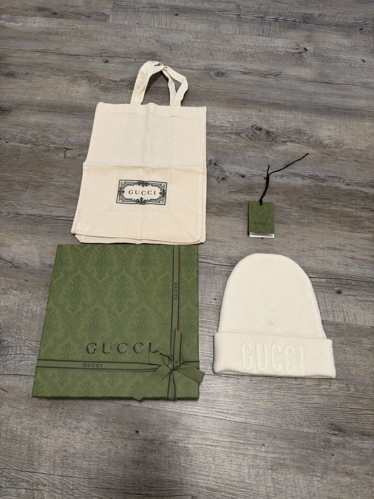 Gucci Gucci Wool Beanie Size ONE SIZE - 1 Thumbnail