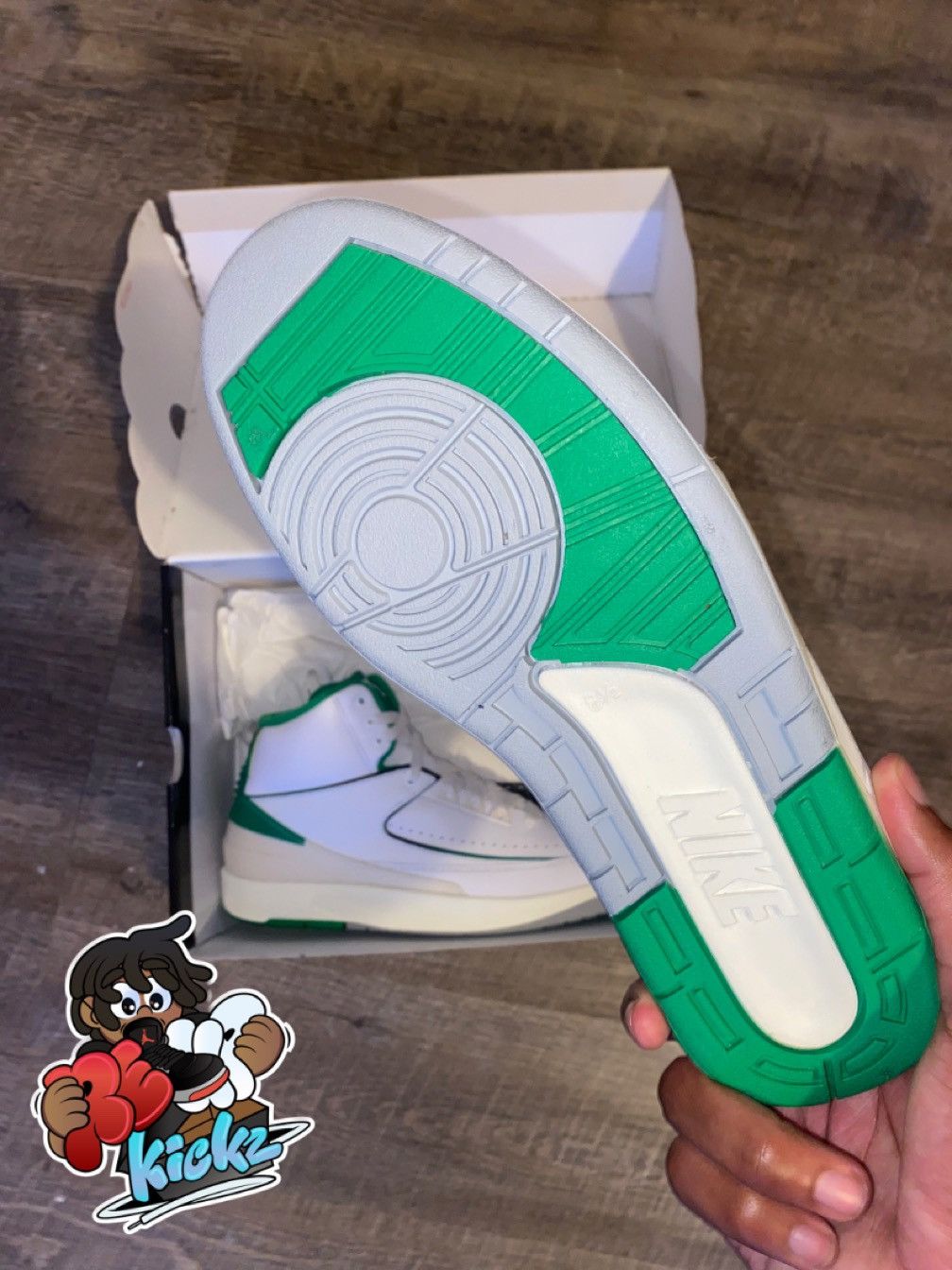 Jordan Brand Jordan 2 Lucky Green Size US 8.5 / EU 41-42 - 4 Thumbnail