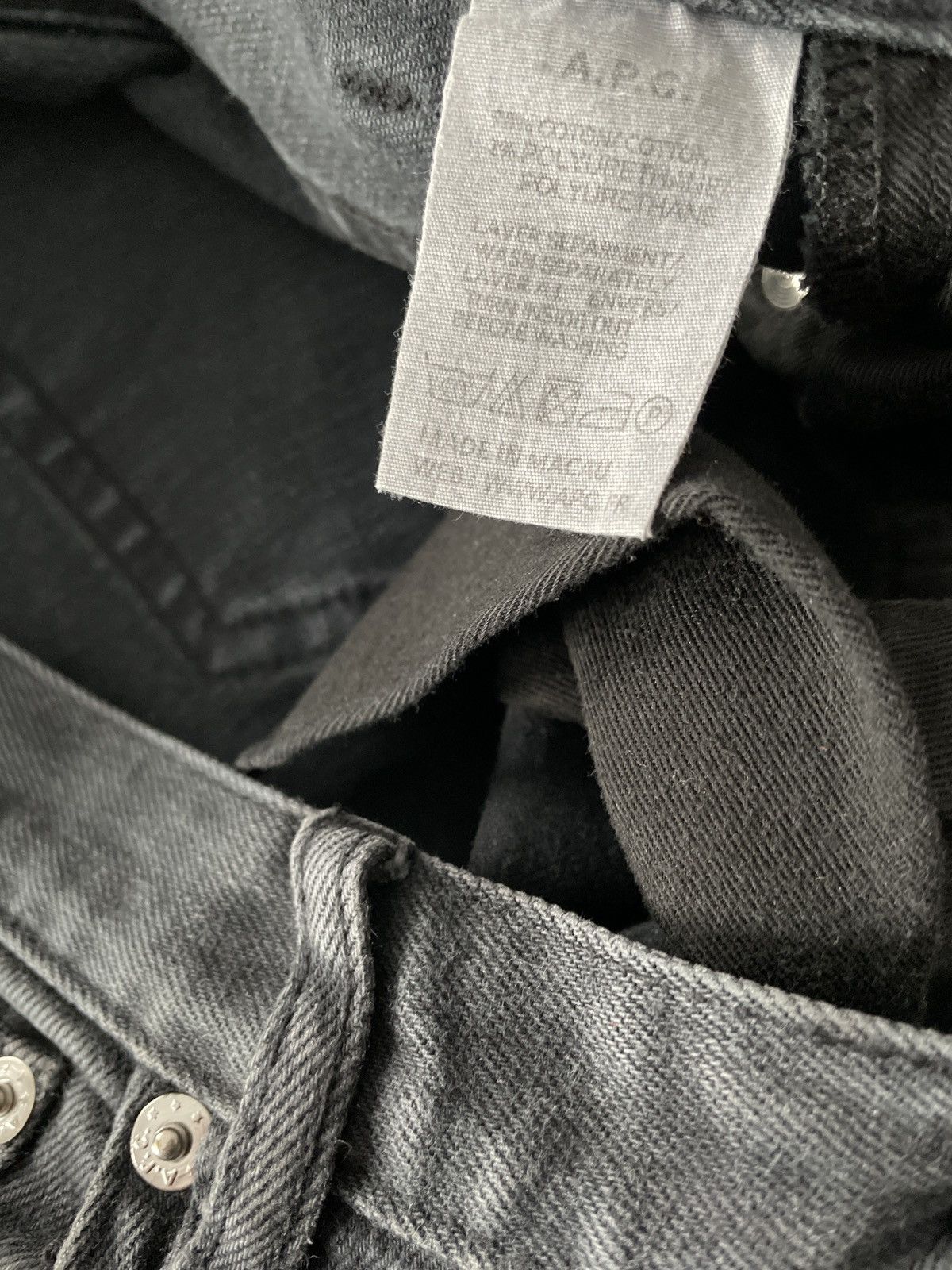 A.P.C. Petit Standard Size US 30 / EU 46 - 3 Thumbnail