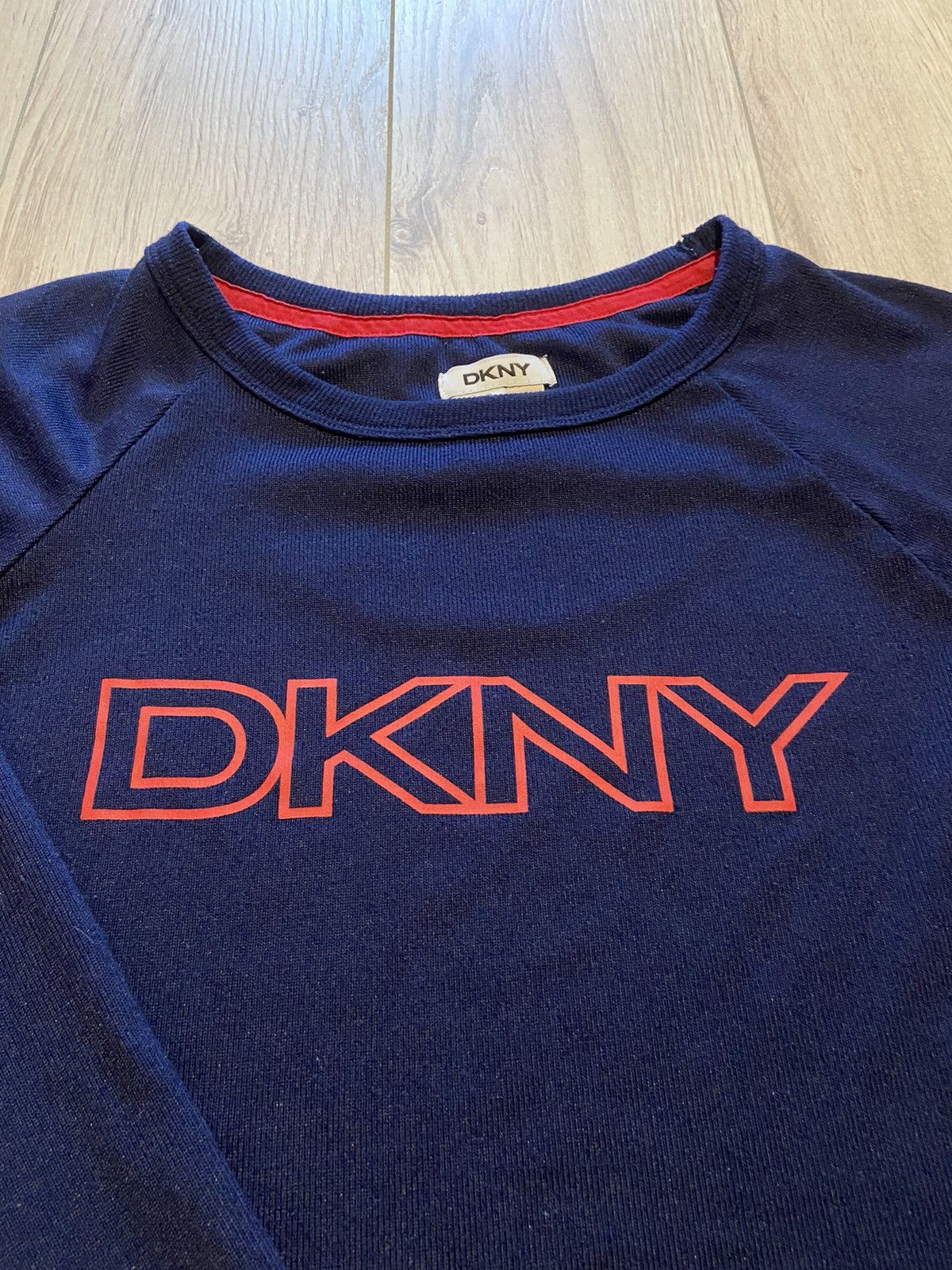DKNY DKNY Donna Karan New York light logo sweater Size US L / EU 52-54 / 3 - 3 Thumbnail