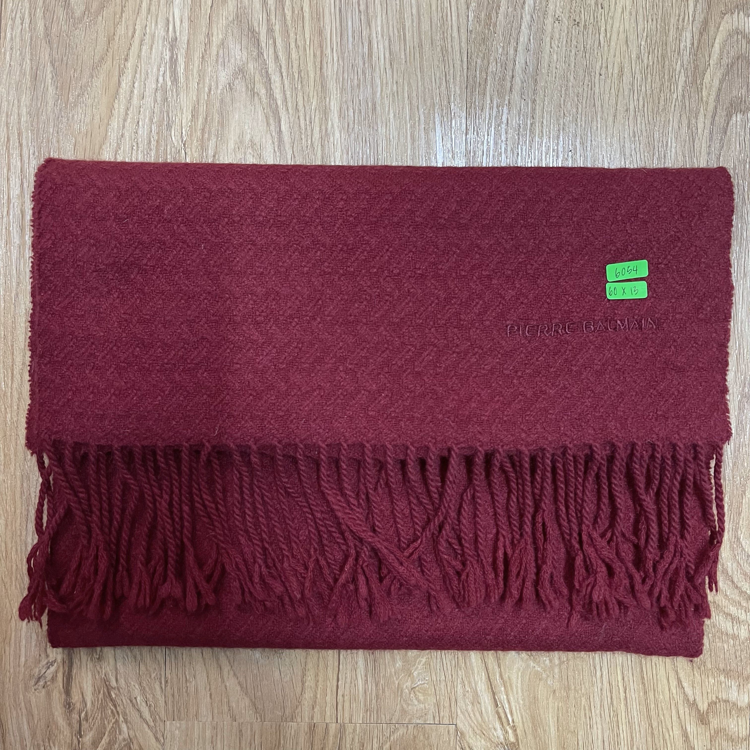Pierre Balmain Vintage Pierre Balmain Scarf / Muffler - 6054 Size ONE SIZE - 8 Thumbnail