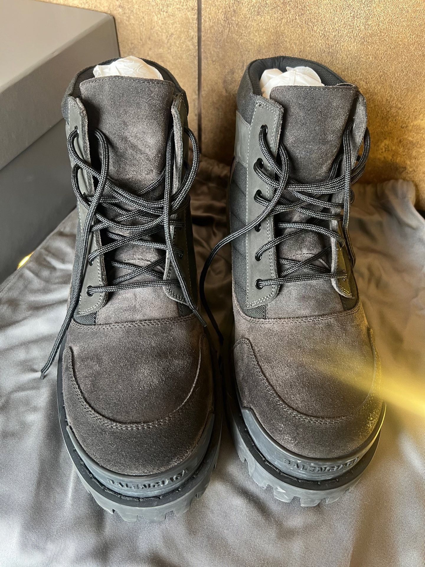 Balenciaga Balenciaga Combat Boots Size US 9 / EU 42 - 2 Thumbnail