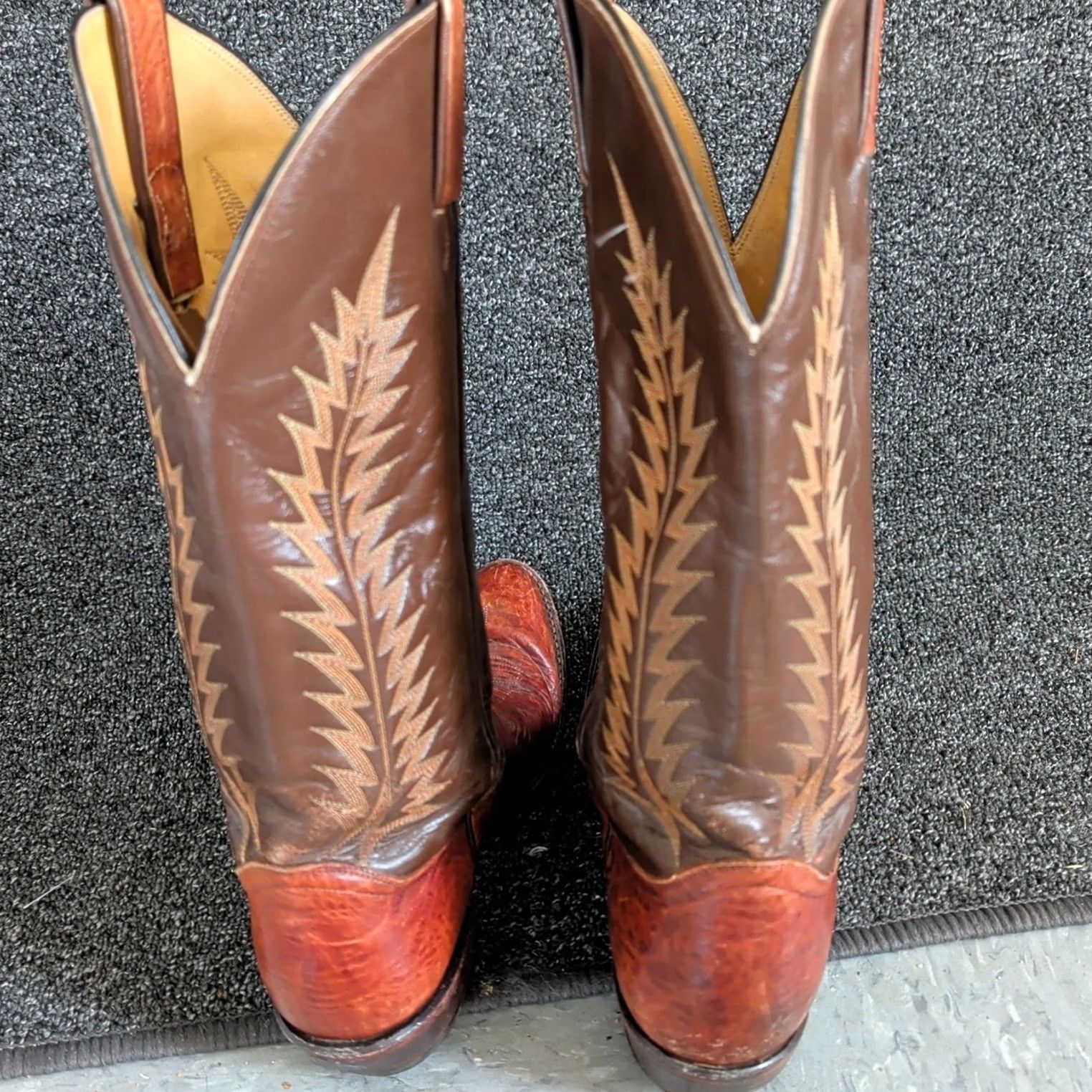 VINTAGE TONY LAMA MEN\'S COGNAC LEATHER WESTERN COWBOY BOOTS • SIZE 13D Vintage Tony Lama Rattlesnake Wingtip Cowboy Boots 10 D  main image 2