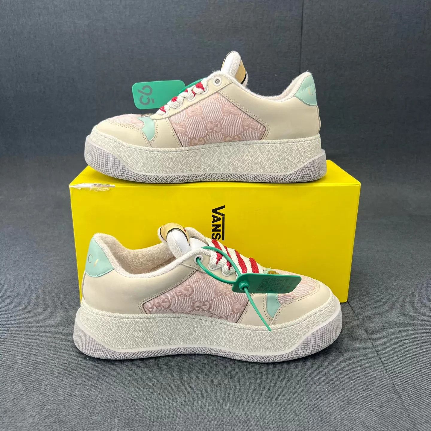 Gucci GUCCI women's rice powder shoes size 36 99 new Size US 5.5 / IT 35.5 - 5 Thumbnail