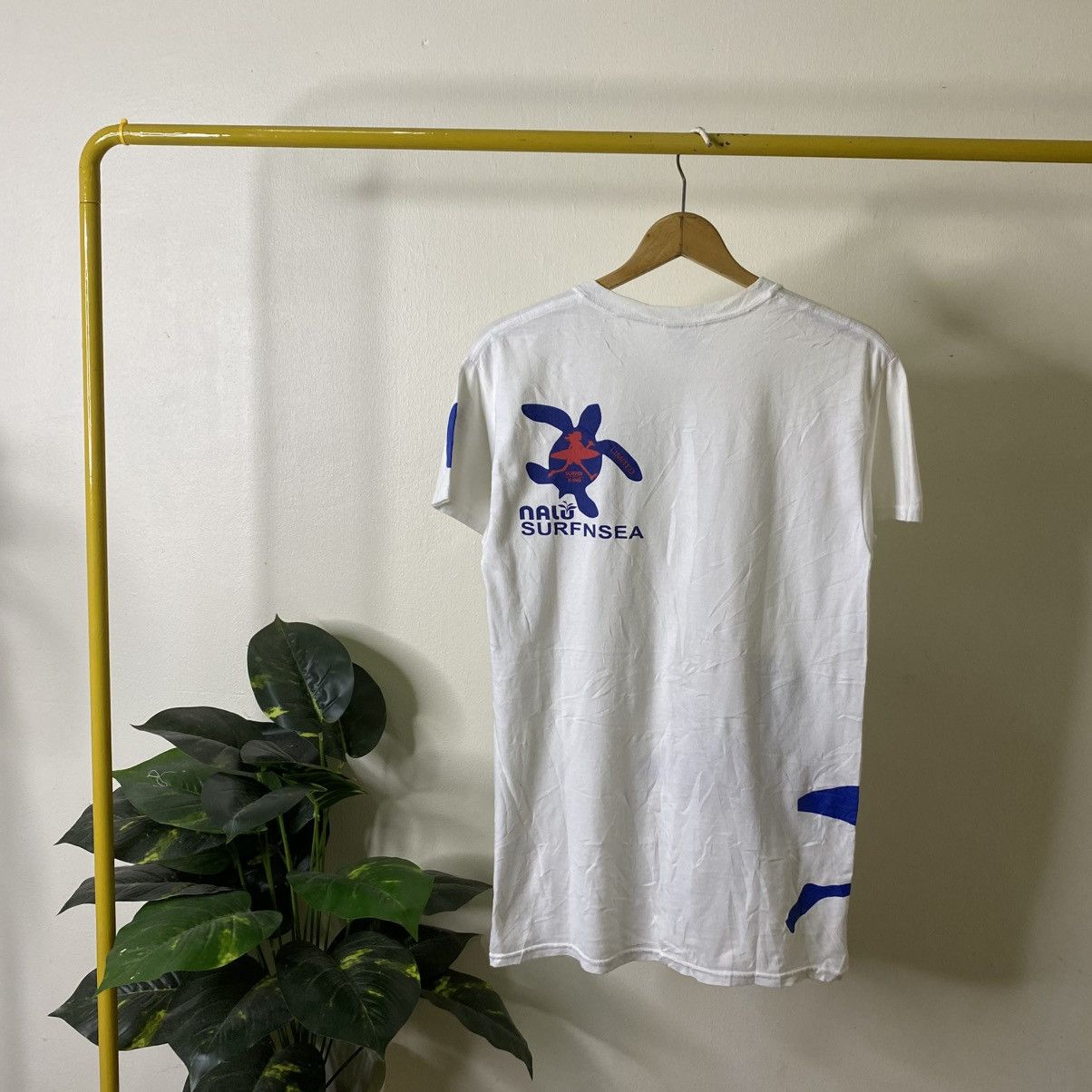 Vintage Y2K Nalu Haleiwa Surf N Sea Surfing T Shirt Size US S / EU 44-46 / 1 - 7 Thumbnail