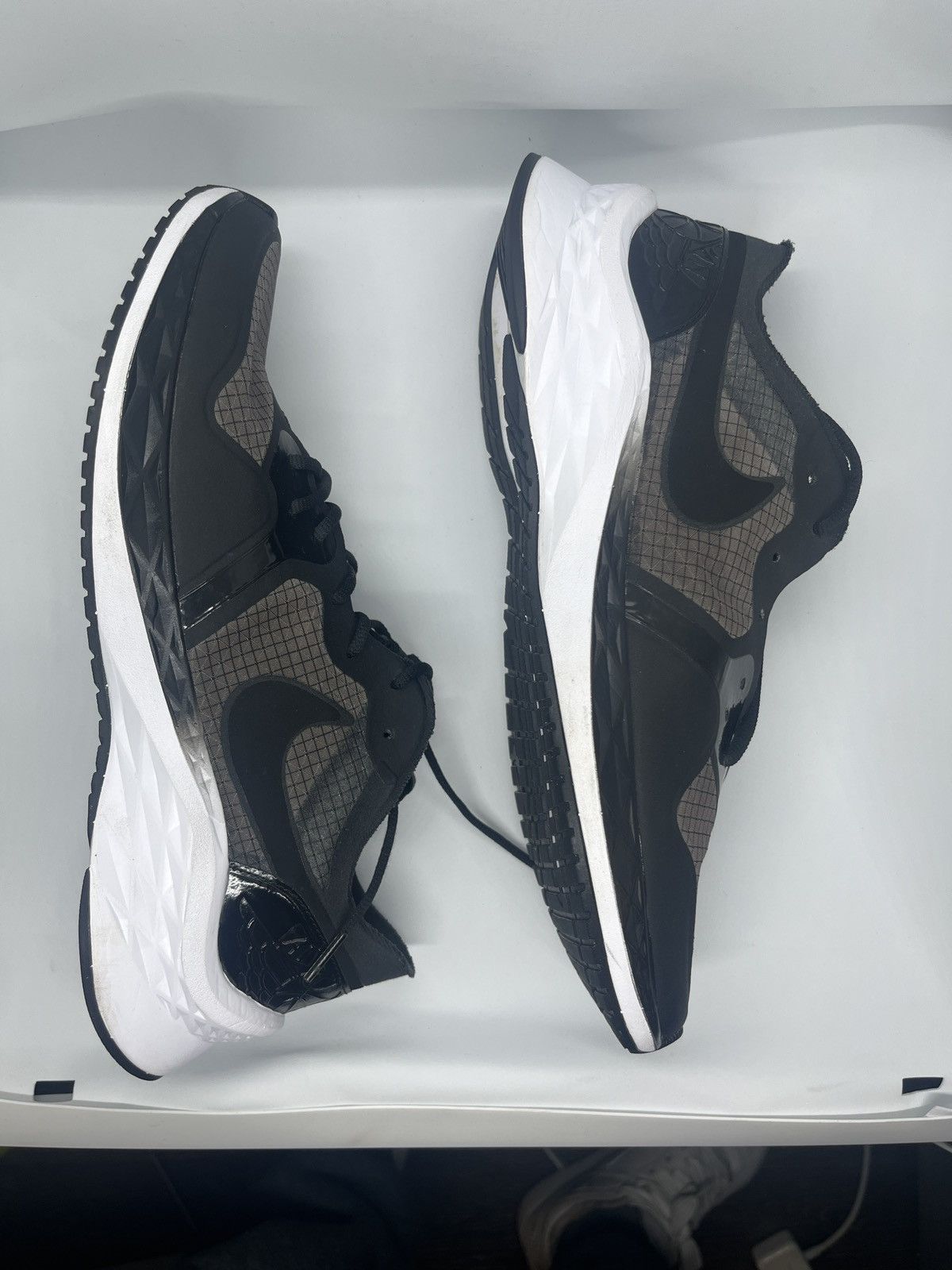 Jordan Brand Jordan air zoom 85 runner Size US 10.5 / EU 43-44 - 2 Thumbnail