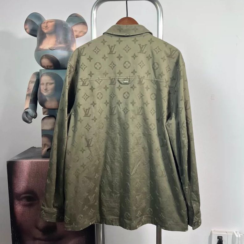 Louis Vuitton Full-print flocked coat 2504-Nextarrow