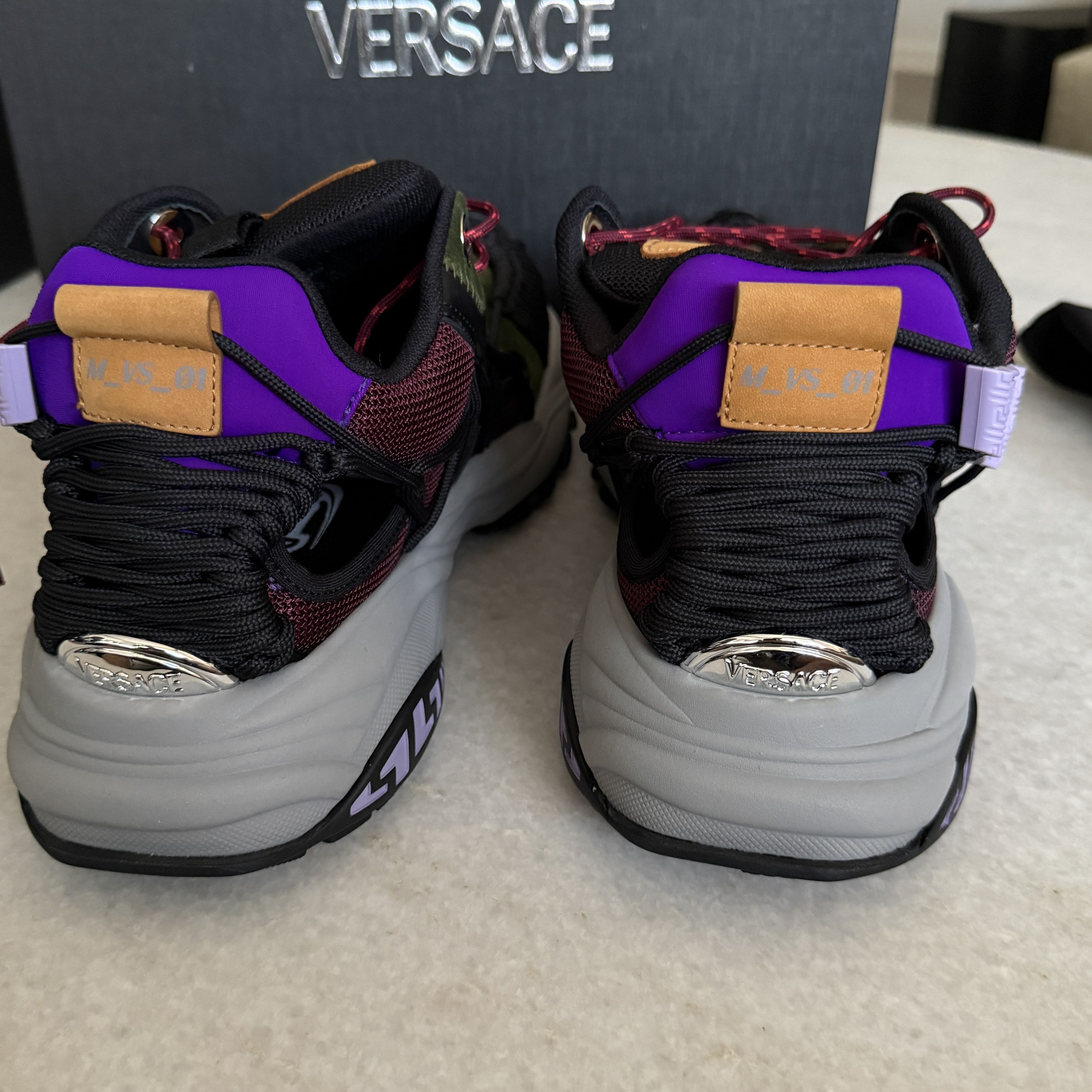 Versace Versace Trigreca Sneakers Mens 1016711 EU 41 US 8 Size US 8 / EU 41 - 6 Thumbnail