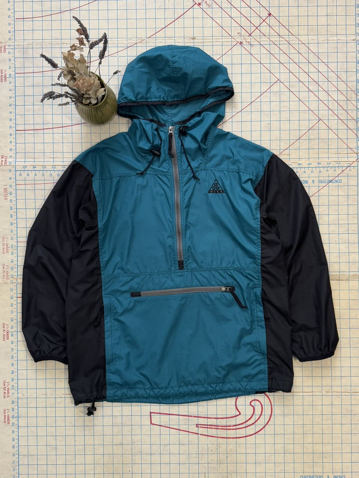 Nike × Nike ACG × Vintage Vintage Nike ACG Half Zip Windbreaker Jacket Fits Medium Size US M / EU 48-50 / 2 - 3 Thumbnail