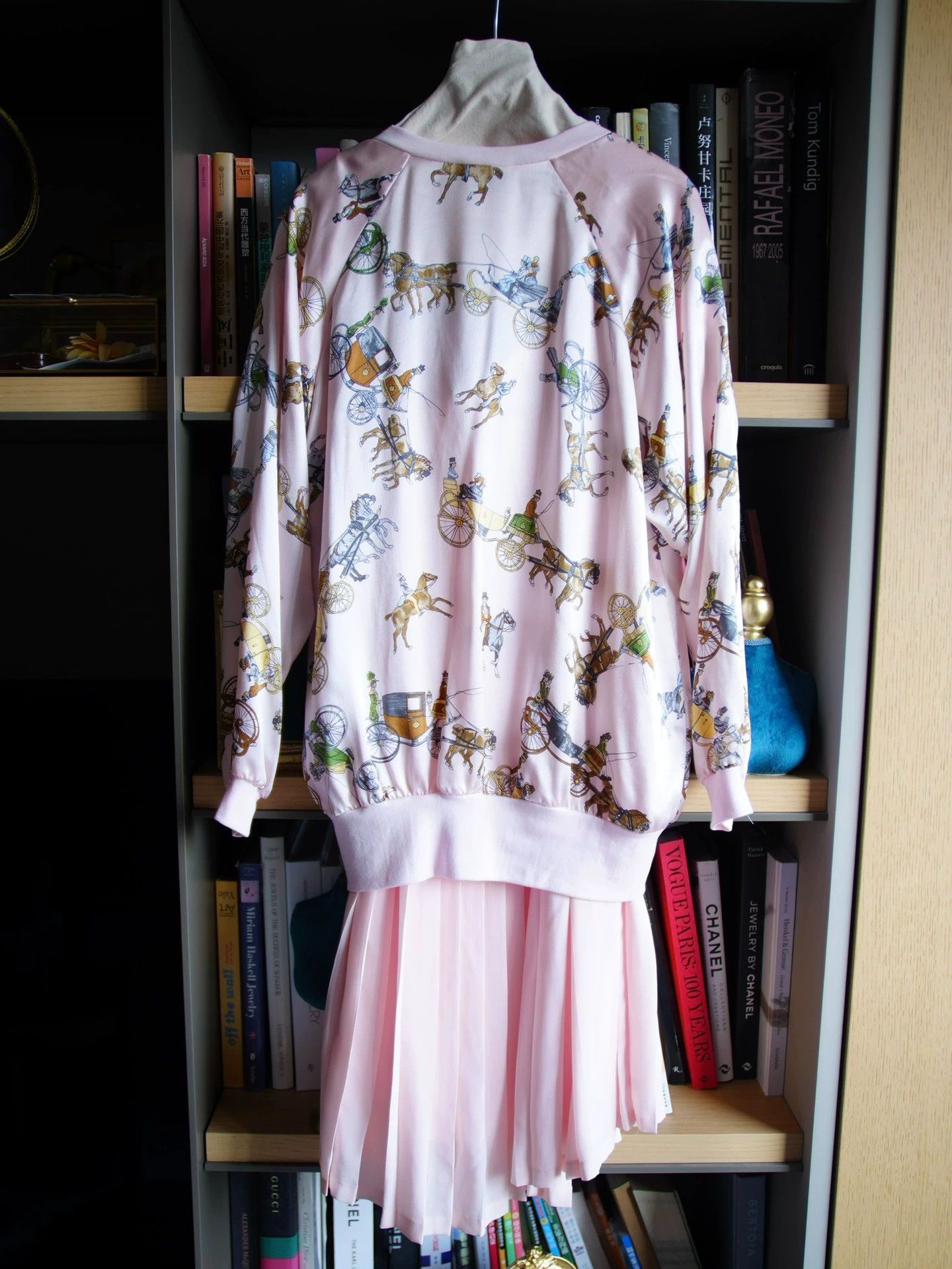 Vintage Women's USA Vintage Silk Printed Pleated Skirt Set Size ONE SIZE - 3 Thumbnail