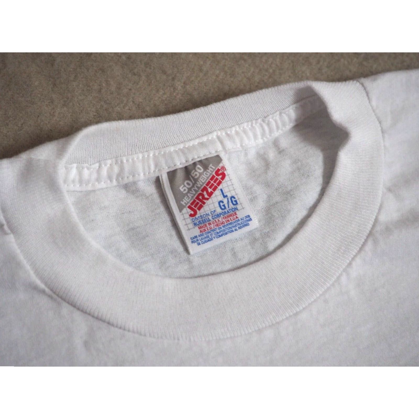 Jerzees VTG 90s Jerzees 911 Dispatcher Joke Octopus White USA Made Tee T-Shirt L EUC Mens Size US L / EU 52-54 / 3 - 5 Thumbnail