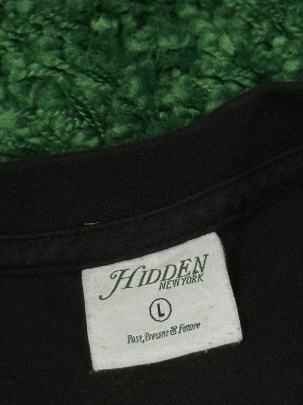HIDDEN Hidden NY x N.E.R.D Brain Light Bulb Logo Large Tee FW22 Size US L / EU 52-54 / 3 - 6 Thumbnail