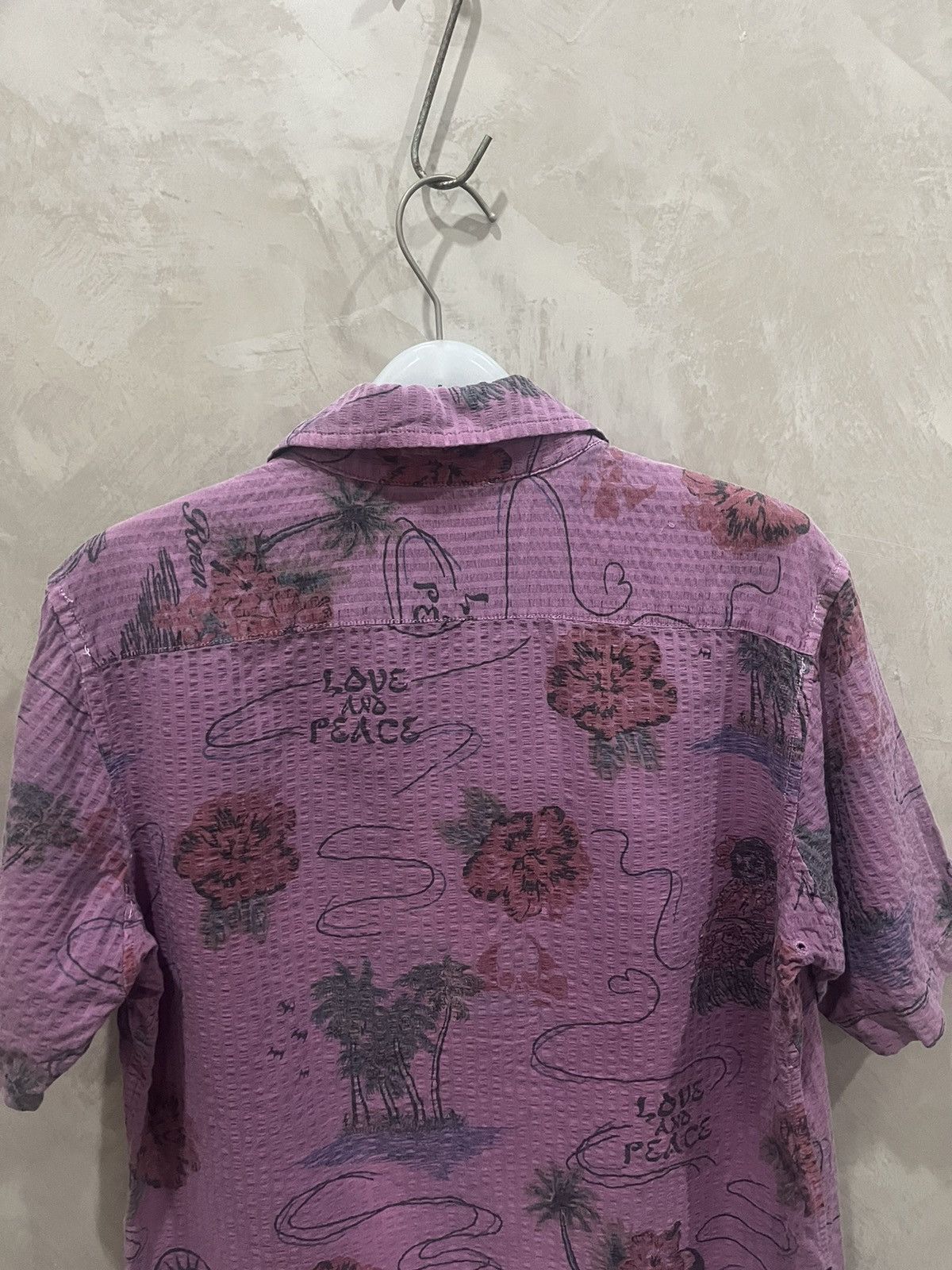 Vintage Roen Mastermind Japan Love and Peace full Pic shirt