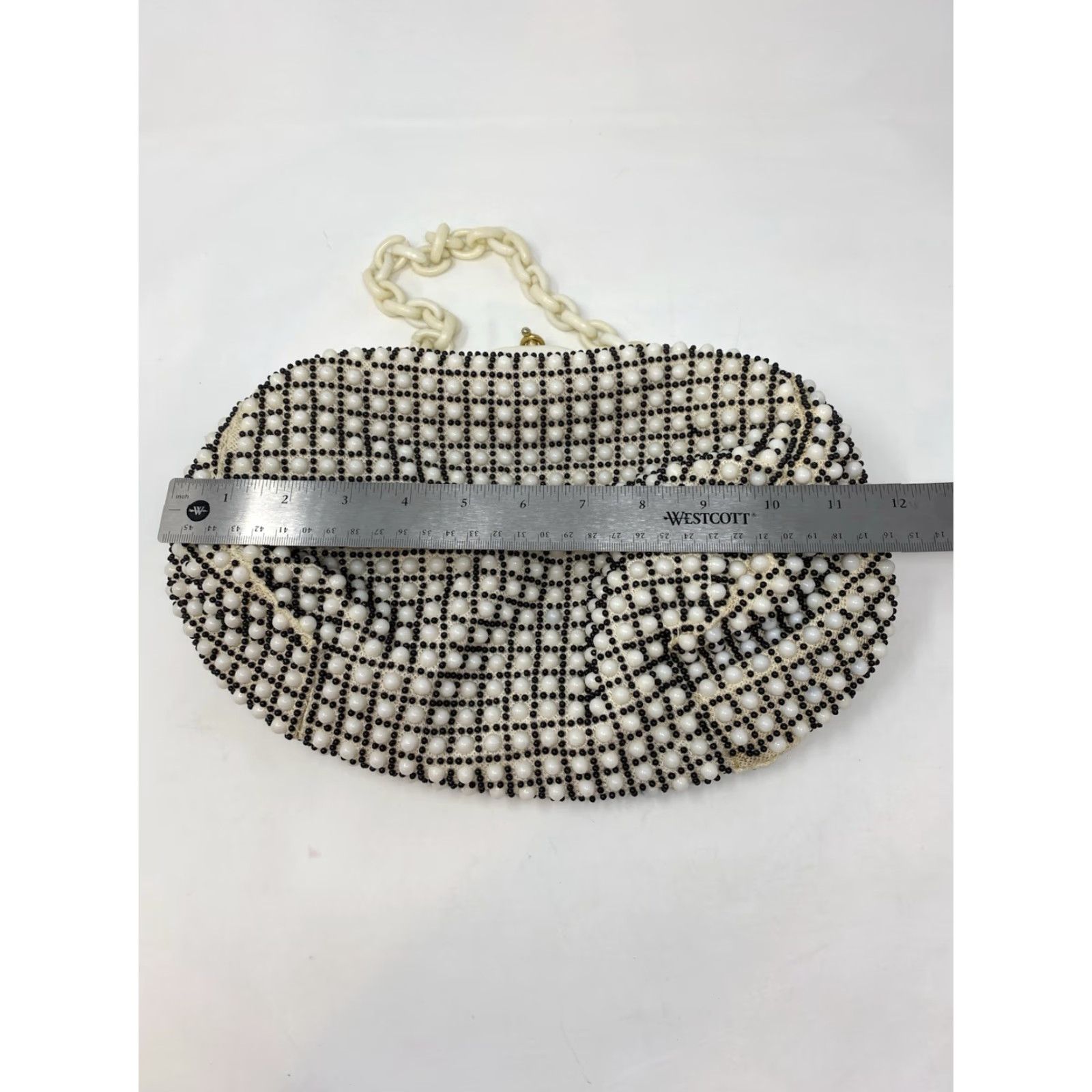 Vintage VINTAGE 1950s Beaded Lucite Bag Purse Cream Ivory Handmade Hong Kong Chain Handle Purse Eveningwear Womens Mens Size ONE SIZE - 6 Thumbnail