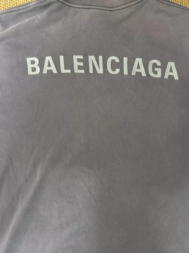 Balenciaga Balenciaga FW23 Short Sleeve Size US M / EU 48-50 / 2 - 2 Thumbnail