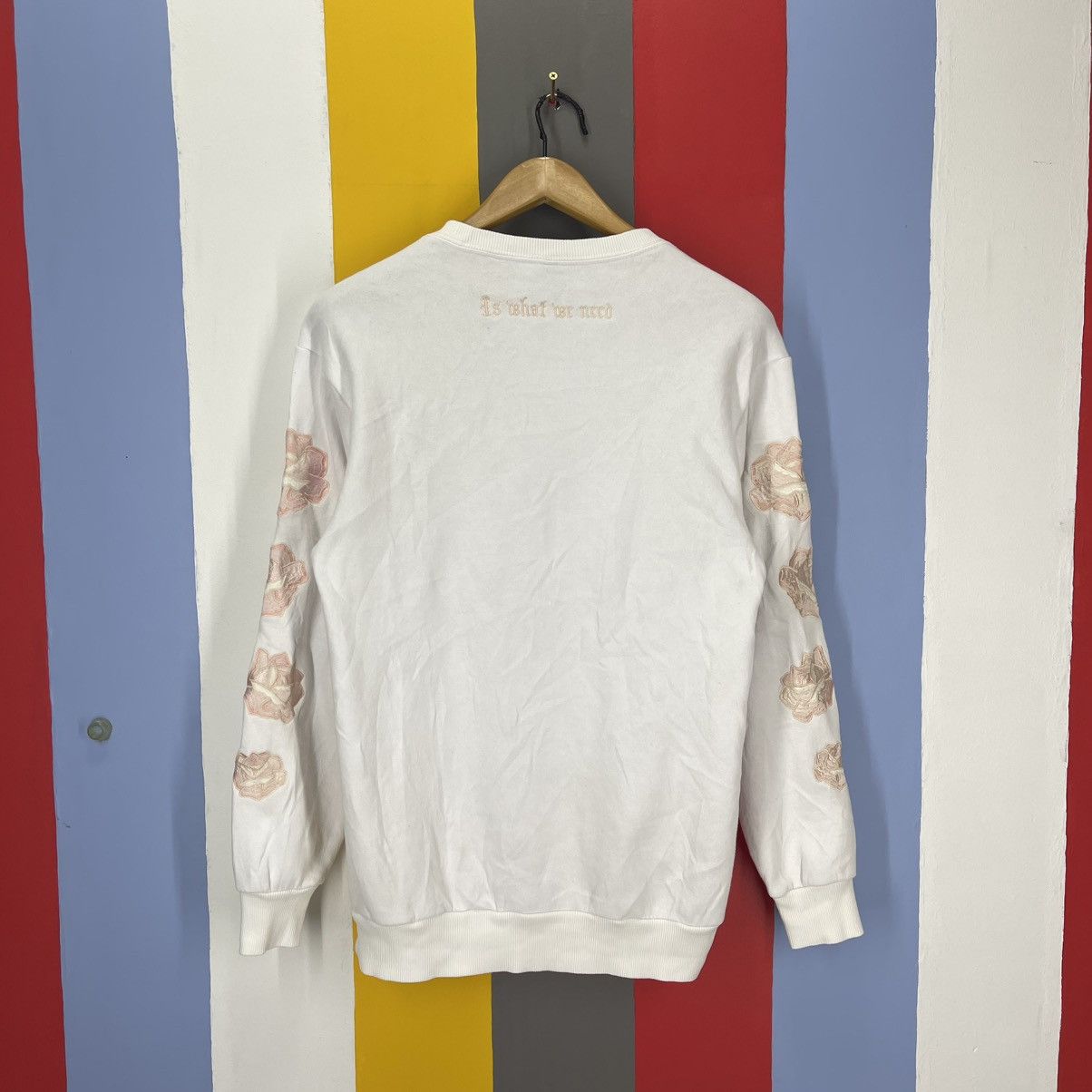 Divided DIVIDED x H&M Crew Neck Sweatshirt #2036/14 Size US S / EU 44-46 / 1 - 8 Thumbnail