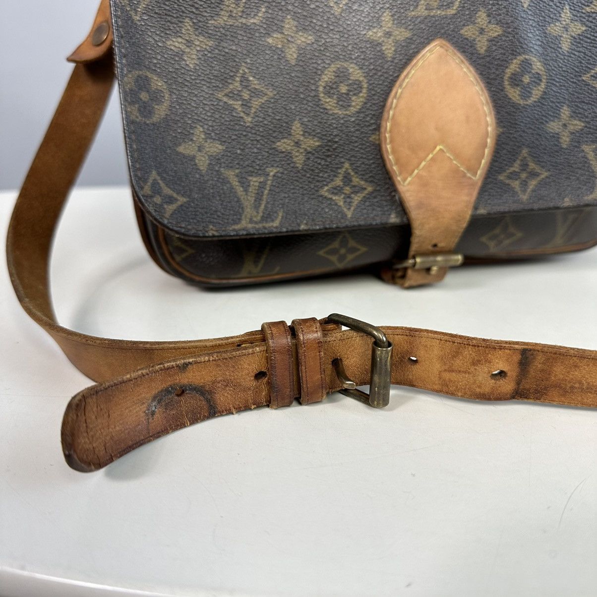 Louis Vuitton authentic COA LegitApp LOUIS VUITTON Cartouchière VNG 70s Size ONE SIZE - 6 Thumbnail