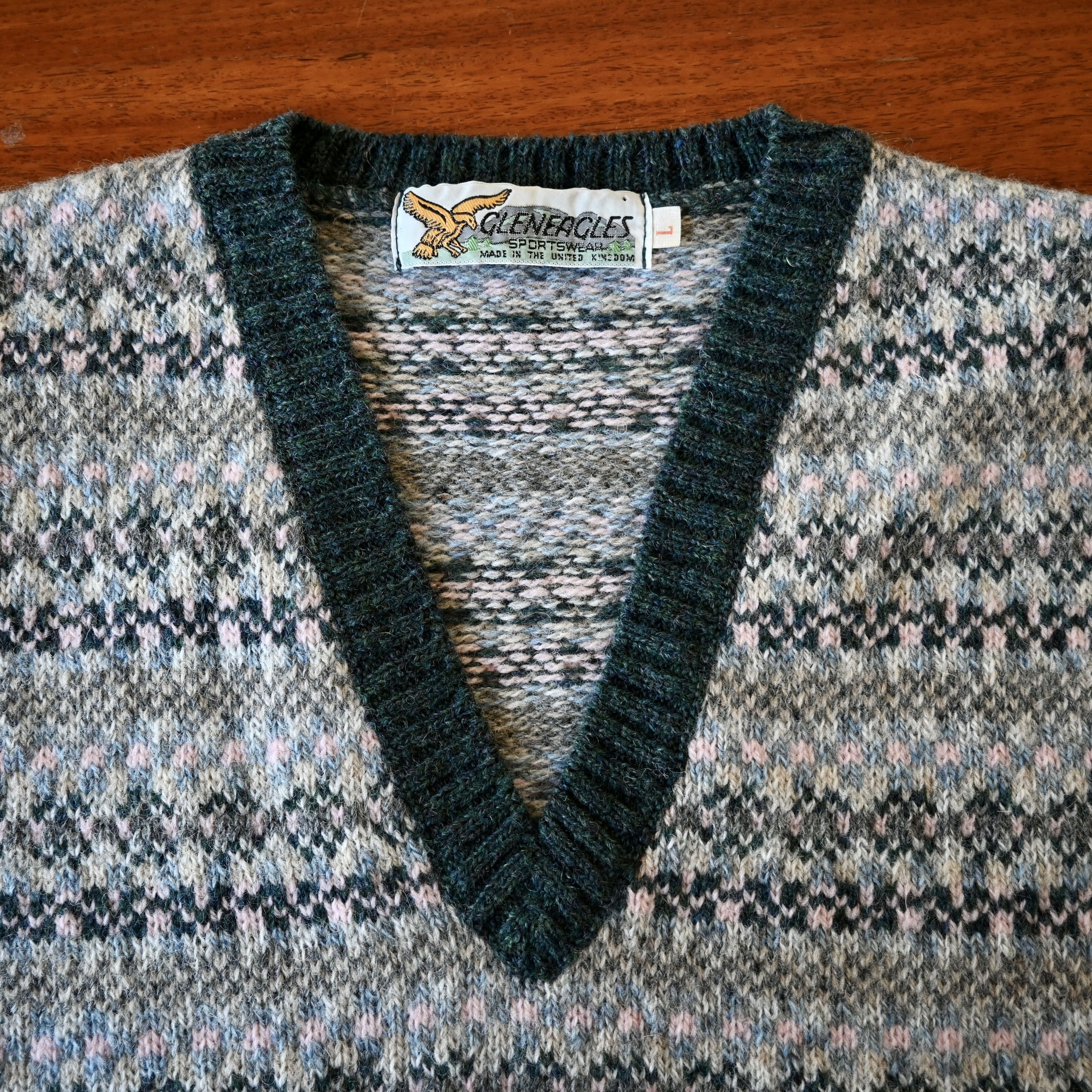 Vintage VTG 1990s GLENEAGLES wool Fair Isle knit best, made in Italy Size US L / EU 52-54 / 3 - 10 Thumbnail