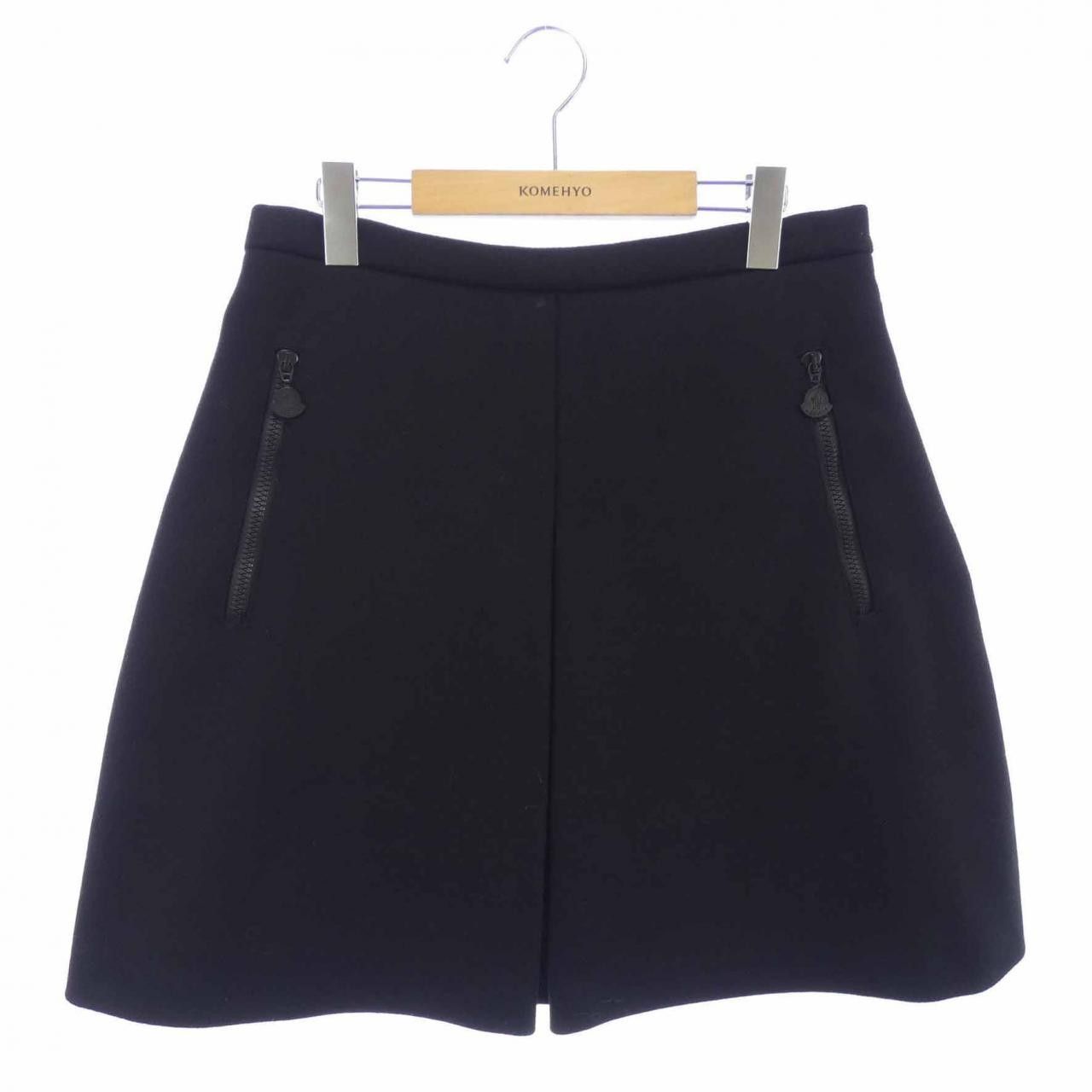 Moncler Moncler Moncler Skirt Textile Skirts 420932551080 DUTY FREE for USA Size ONE SIZE - 1 Thumbnail
