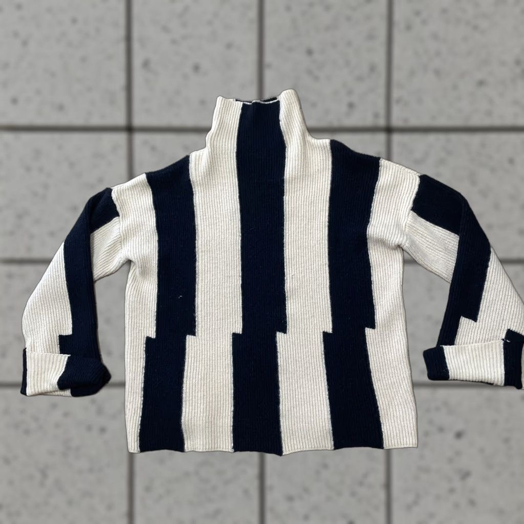 Vintage VINTAGE Stylewe Turtleneck Sweater Women L Black Cream Stripe 90s Style Knit #1402909 Size L / US 10 / IT 46 - 1 Thumbnail
