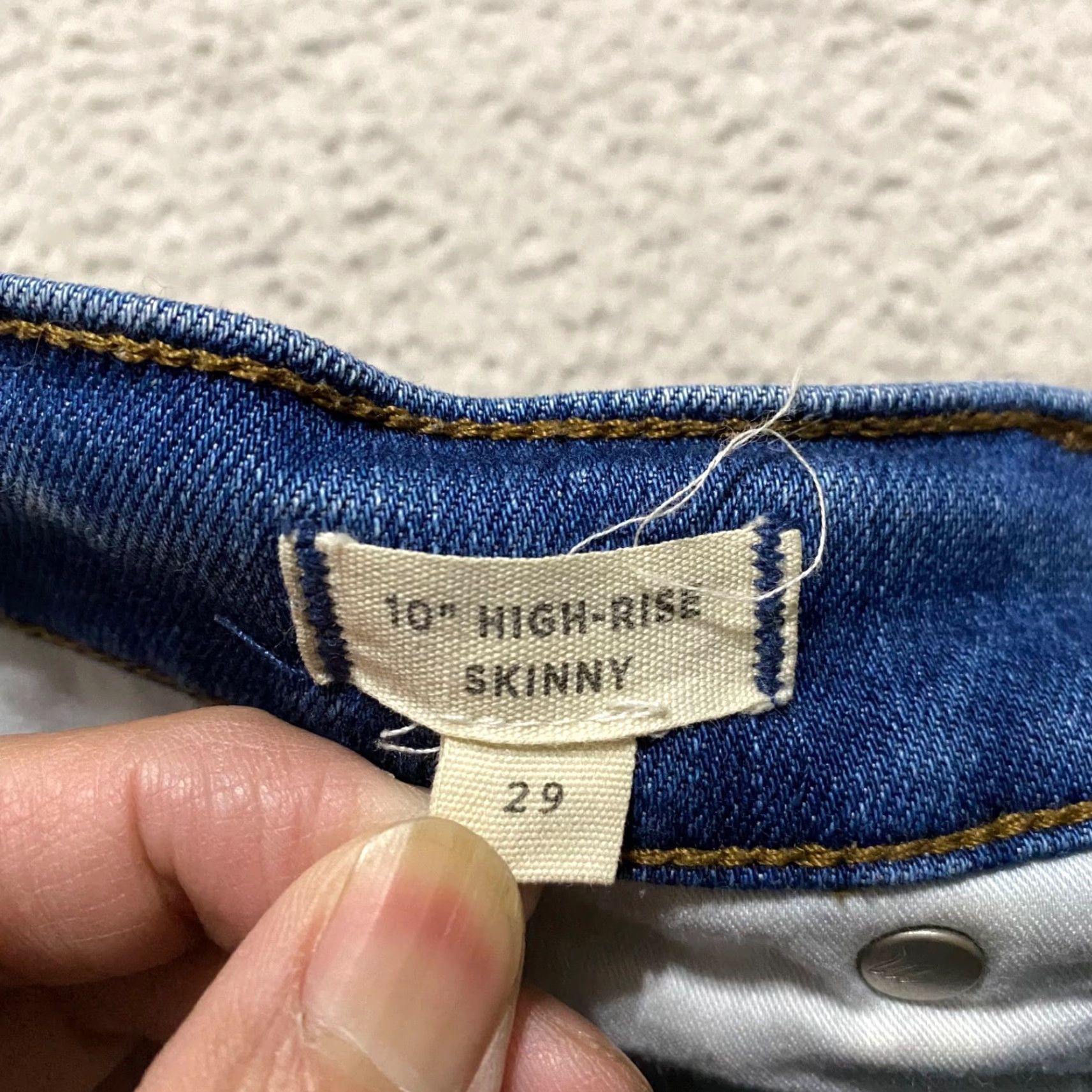 Madewell Madewell Jeans Womens Blue Denim High Rise Skinny 29 in. Distressed 5-Pocket Regular Rise Button Zip Hem Size 29" - 4 Thumbnail