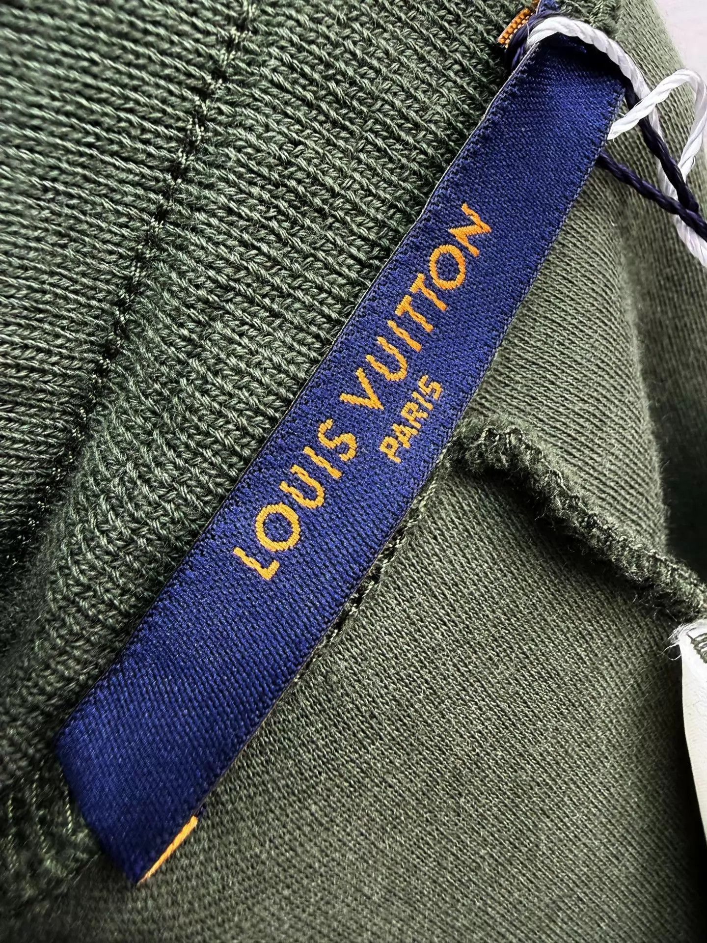 Louis Vuitton LV Track Pants New With Tags M Size US 32 / EU 48 - 7 Thumbnail