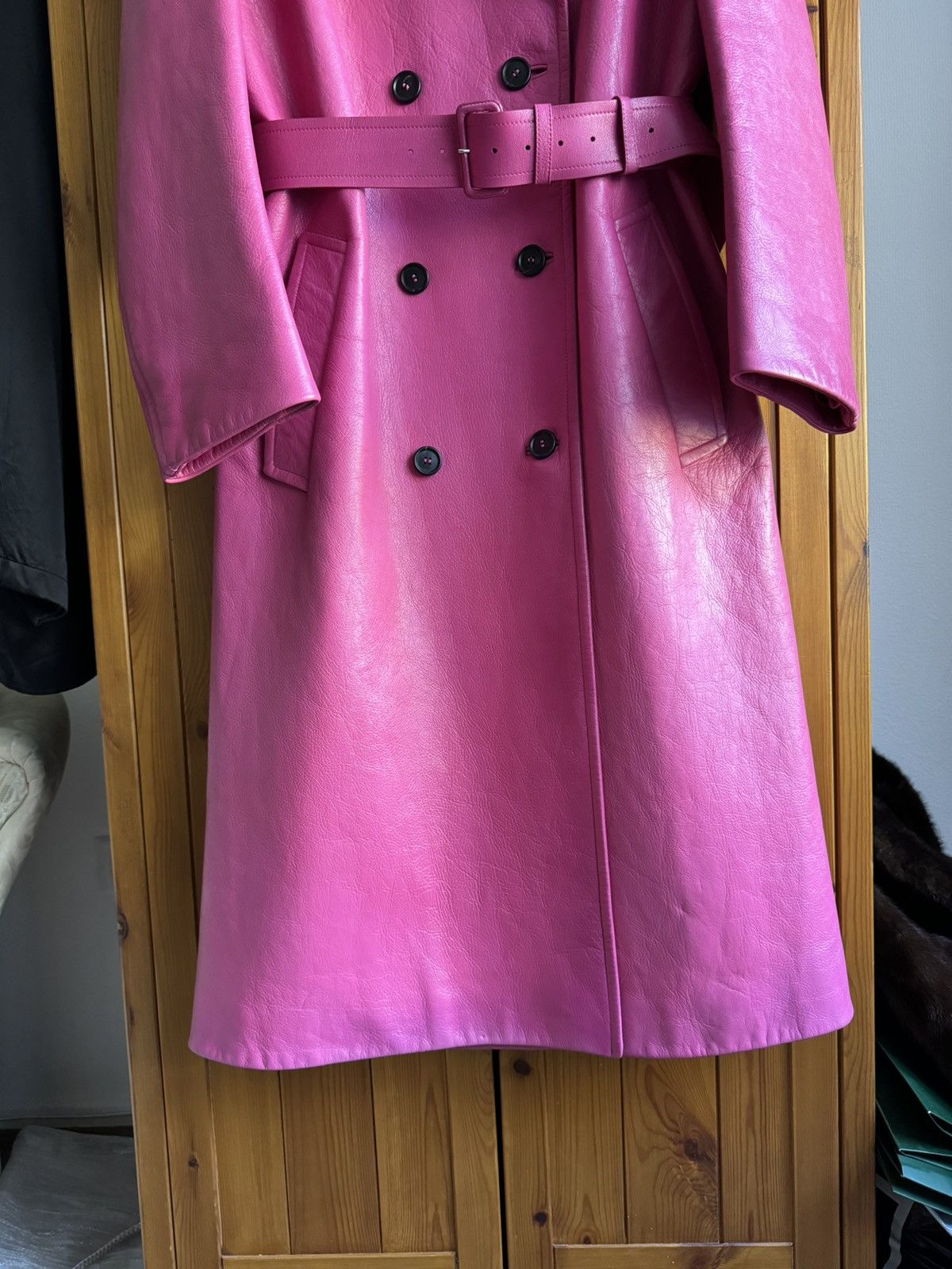 Prada New Prada pink leather trench coat, size S int Size S / US 4 / IT 40 - 4 Thumbnail