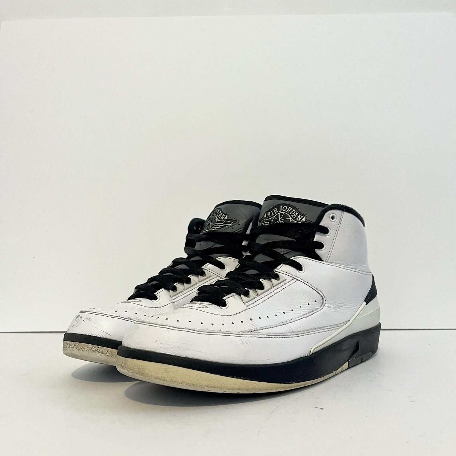 Jordan Brand 2016 Air Jordan 2 II Retro Wing It 834272-103 Wht Blk 10.5 Size US 10.5 / EU 43-44 - 2 Thumbnail