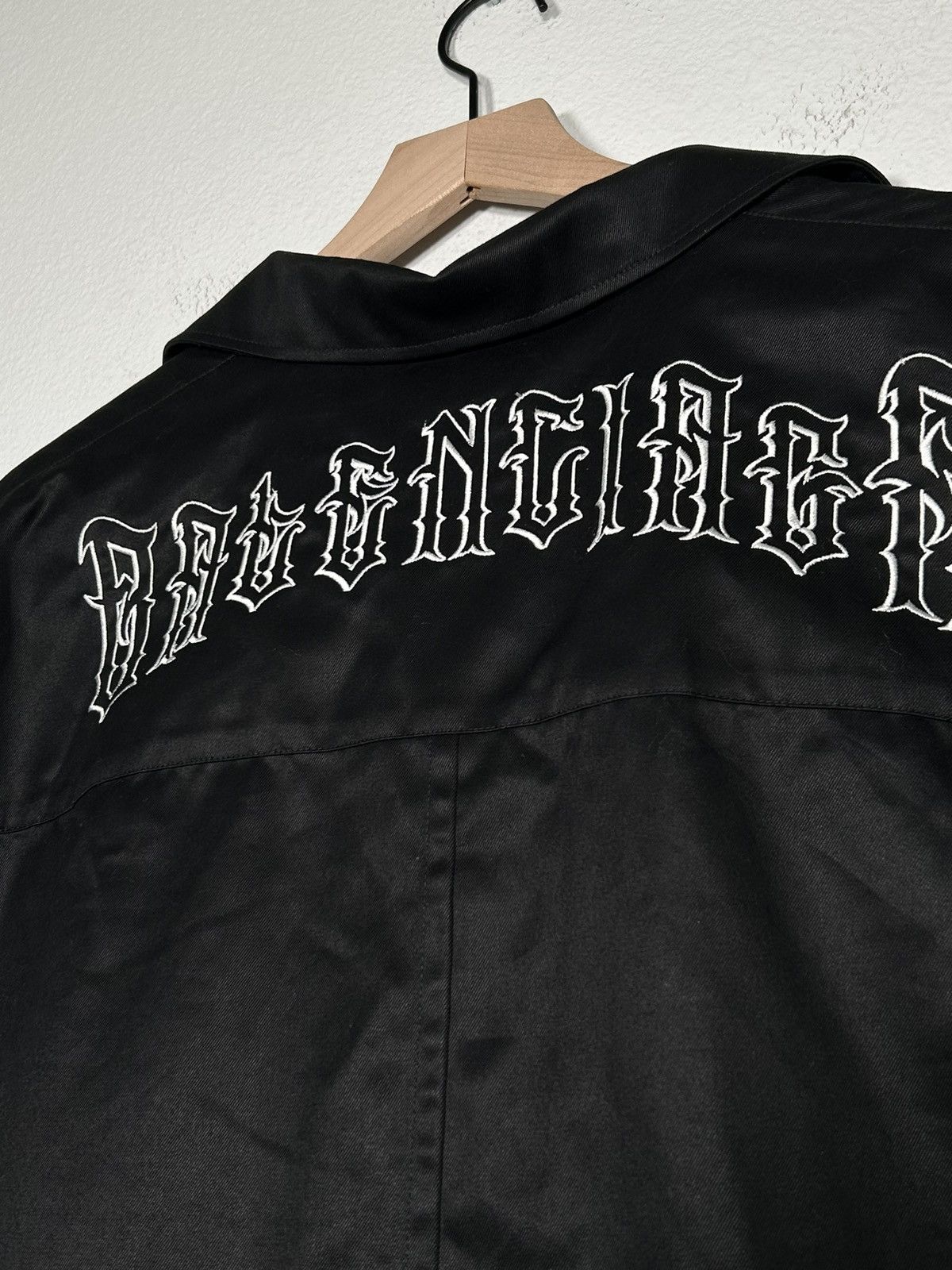 Balenciaga FW18 Heavy Metal Embroidered Oversized Camp Shirt Size US L / EU 52-54 / 3 - 2 Thumbnail