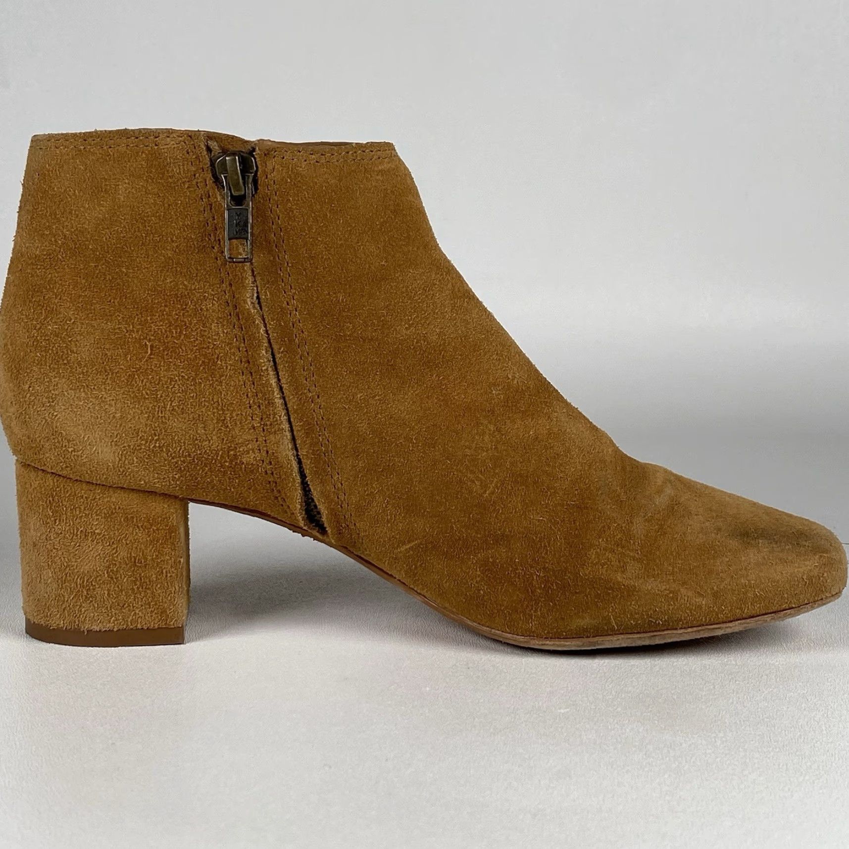 Madewell Madewell The Lucien Boot in Suede Bronzed Birch G0422 Ankle Boots Women’s Sz 8.5 Size US 9 / IT 39 - 6 Thumbnail