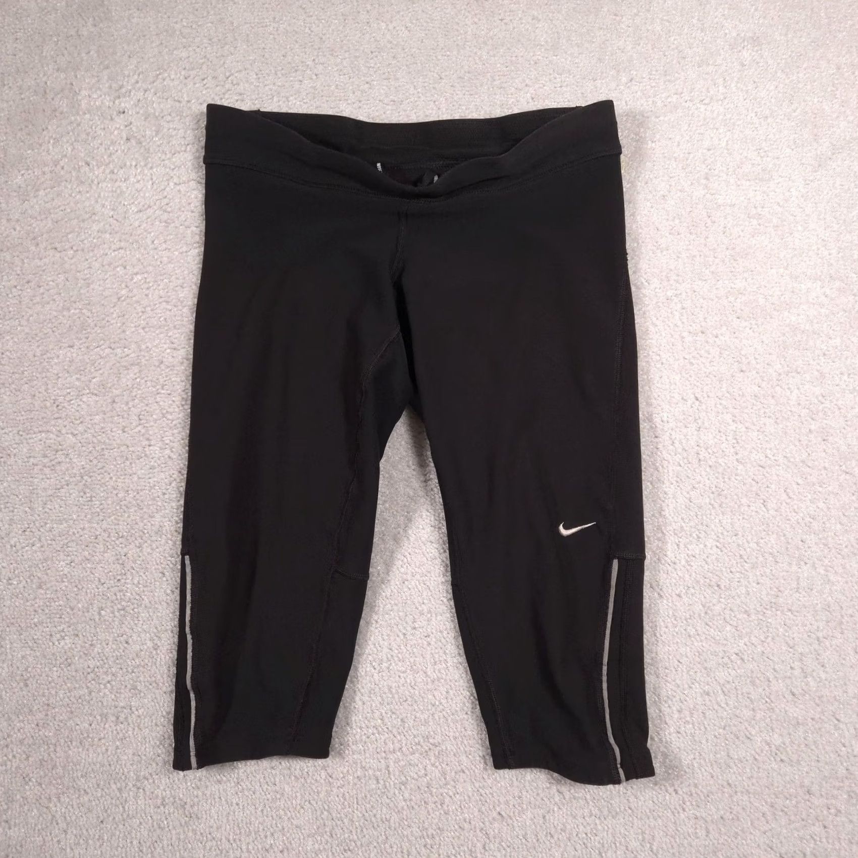 Nike Nike Dri-FIT Pants Womens Small Black Crop Running Leggings Zip Pocket Athletic Size 28" / US 6 / IT 42 - 2 Thumbnail