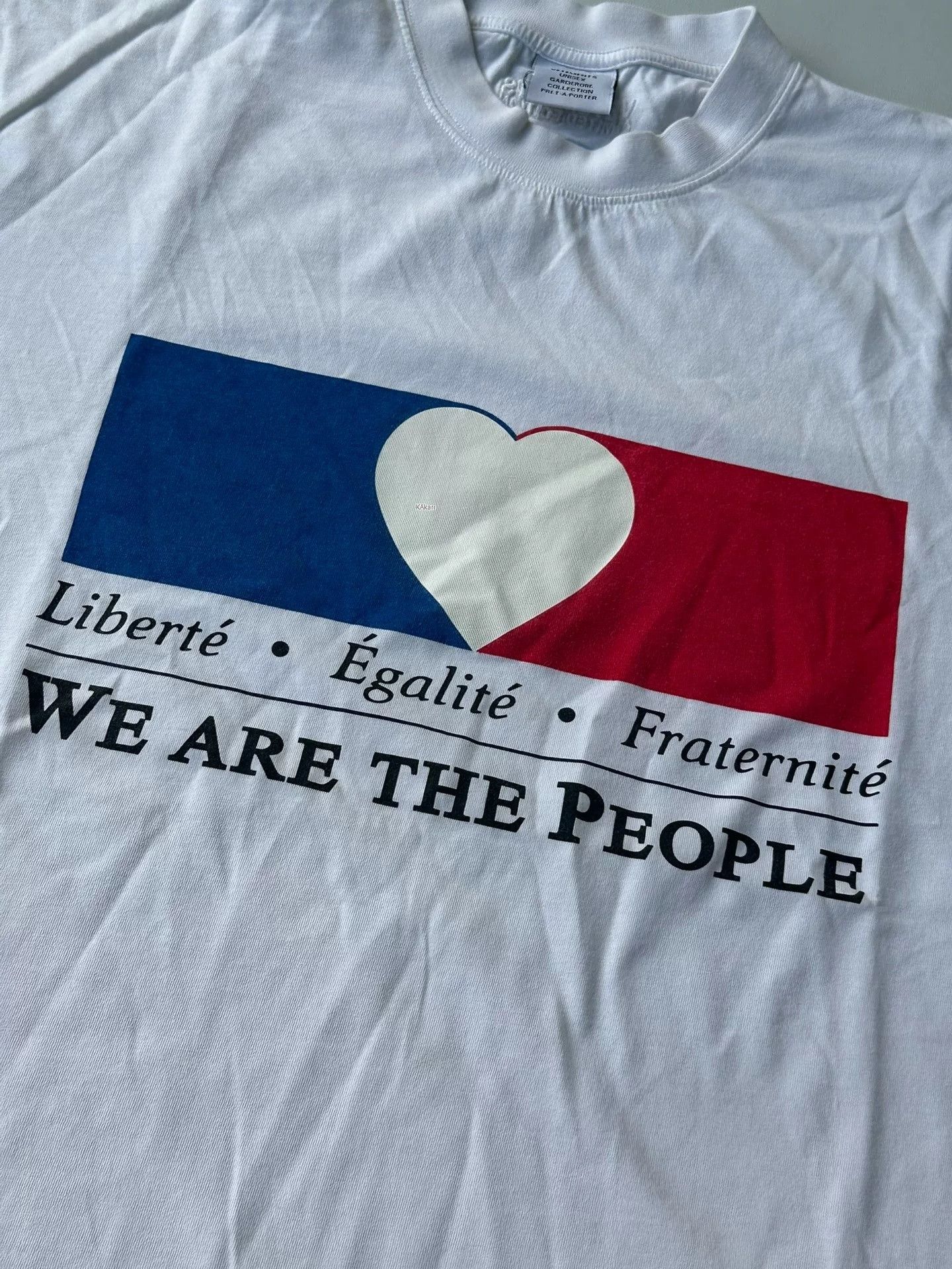 Vetements VETEMENTS Heart Print Short Sleeve Tee Size US S / EU 44-46 / 1 - 3 Thumbnail