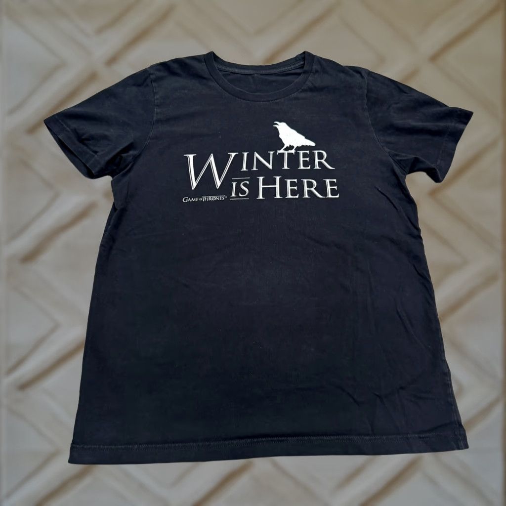 Vintage Game Of Thrones Mens Medium Black Graphic T-Shirt Crew Neck Tee Shop Shirt Gift Weekend 90s Tee Size US M / EU 48-50 / 2 - 1 Thumbnail