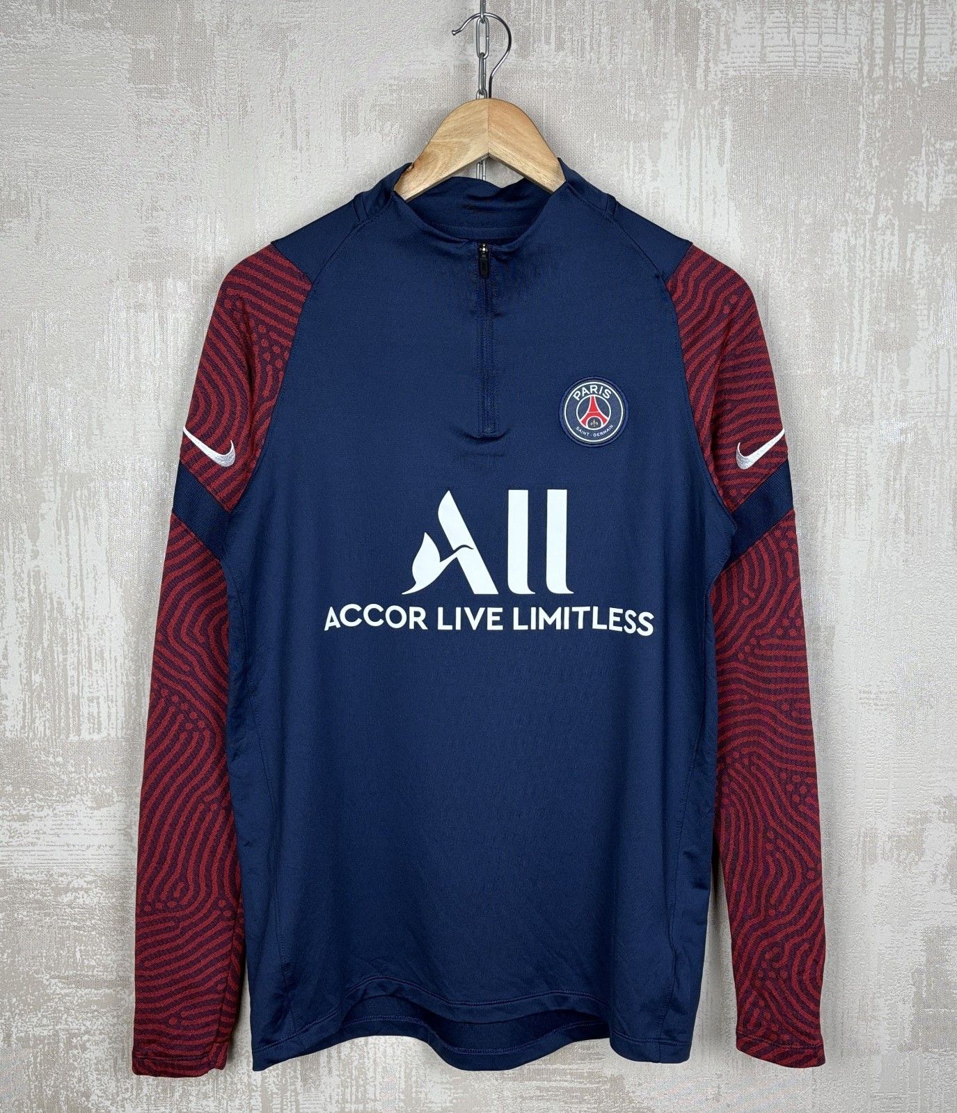 Nike Paris Saint-Germain PSG 2020-21 Nike Dry Strike Dril Top Size US M / EU 48-50 / 2 - 1 Thumbnail