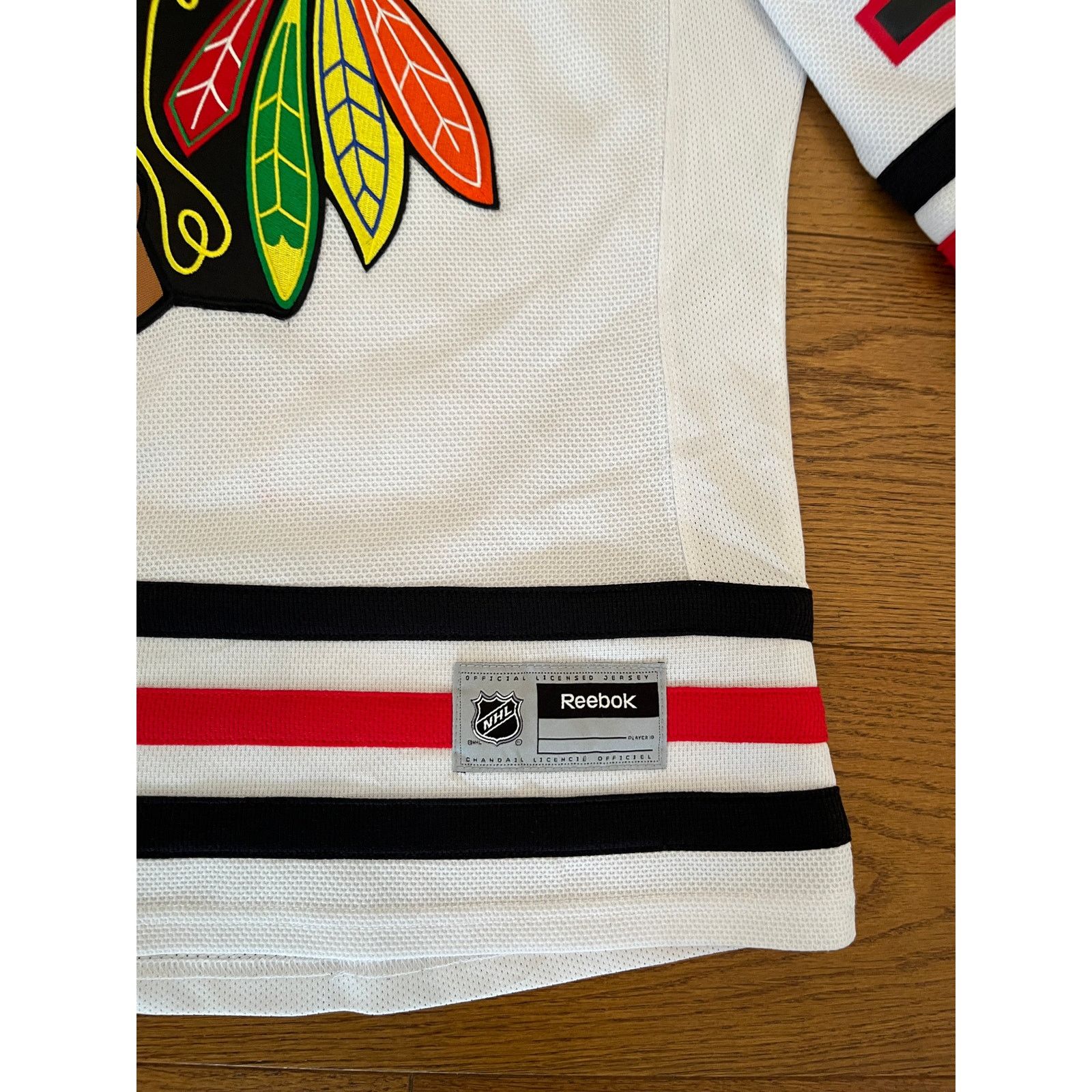 Reebok Reebok Chicago Blackhawks Jonathan Toews #19 NHL Jersey S Size S / US 4 / IT 40 - 5 Thumbnail