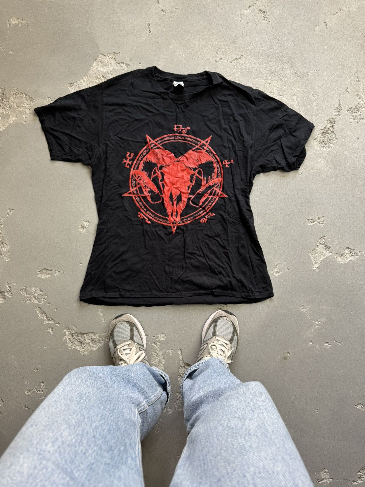 Vintage Pentagram Five Poin Star Wiccan Demonic Satanist T Shirt Size US L / EU 52-54 / 3 - 1 Thumbnail