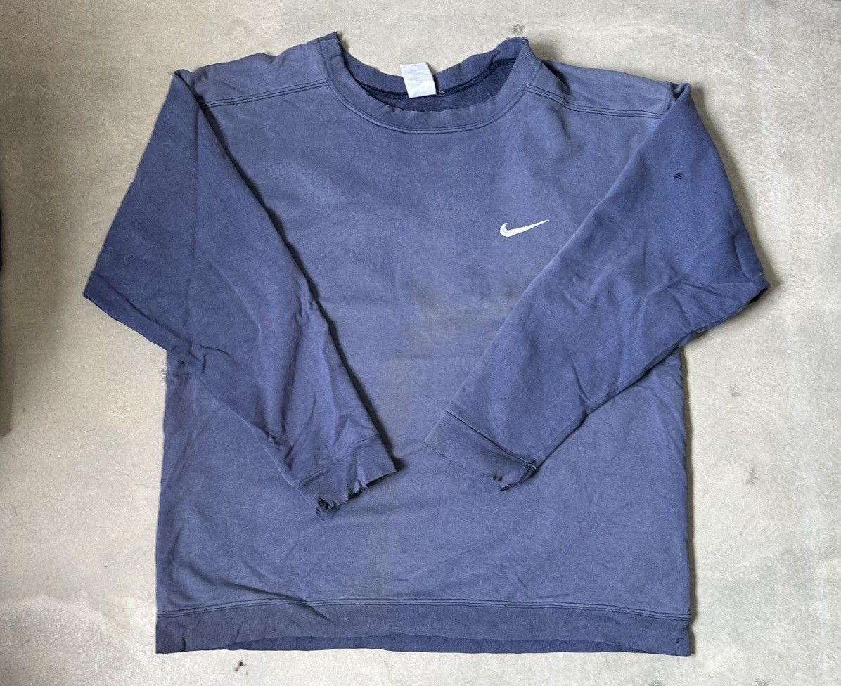 Nike VINTAGE NIKE MINI SWOSSH WELL FADED SWEATSHIRT Size US XL / EU 56 / 4 - 1 Thumbnail
