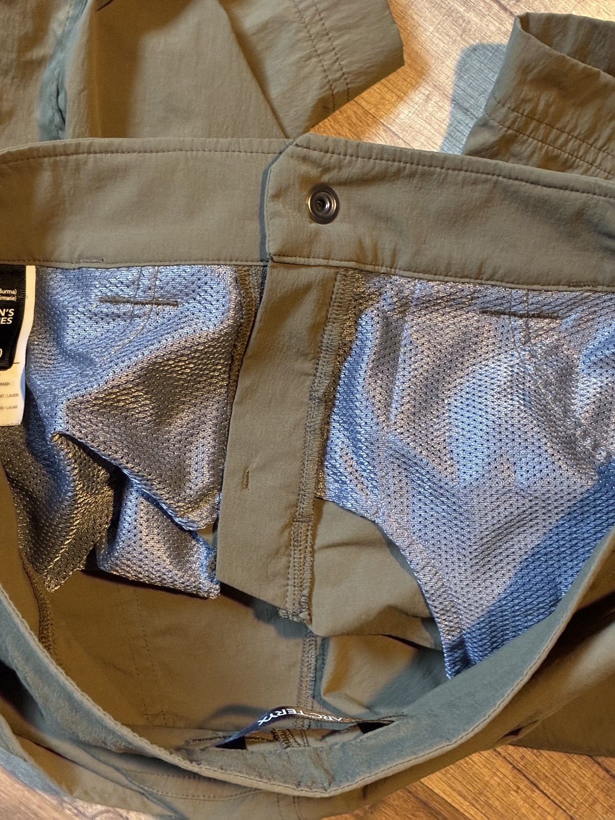 Arc'teryx Acteryx hiking shorts Size US 32 / EU 48 - 6 Thumbnail