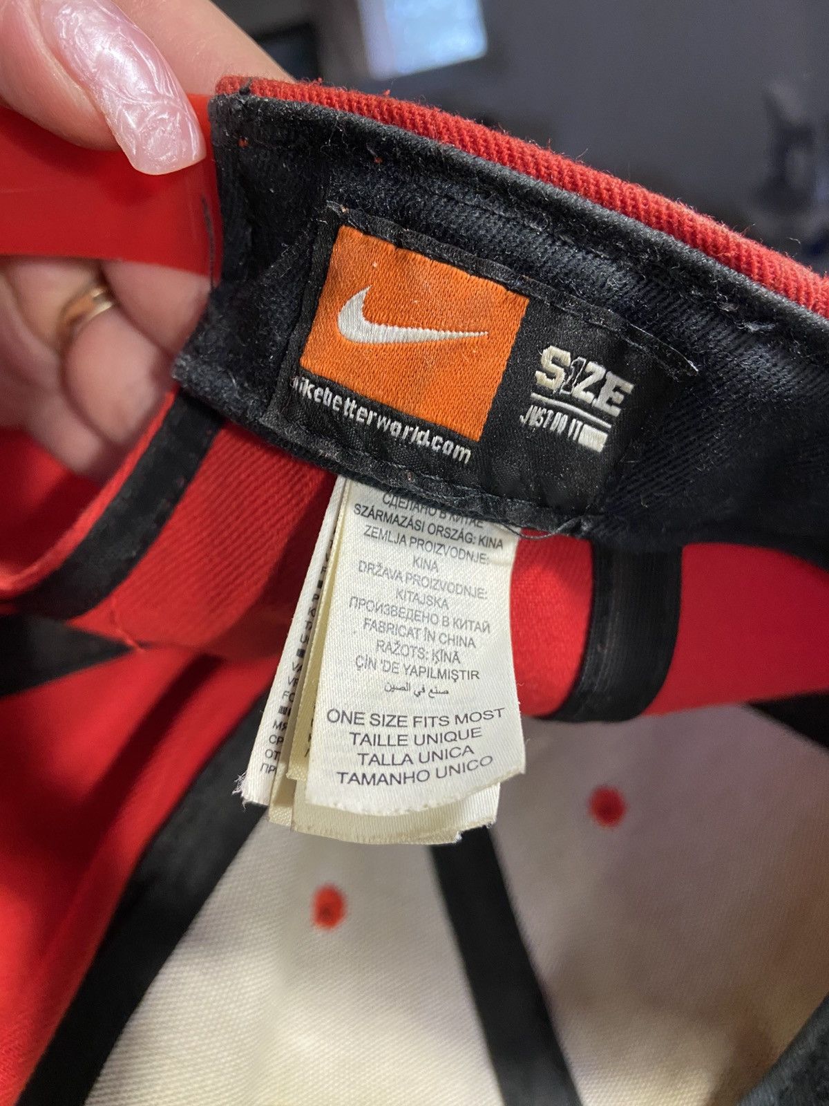 Nike Vintage Nike Red Swoosh Snapback Hat Size ONE SIZE - 3 Thumbnail