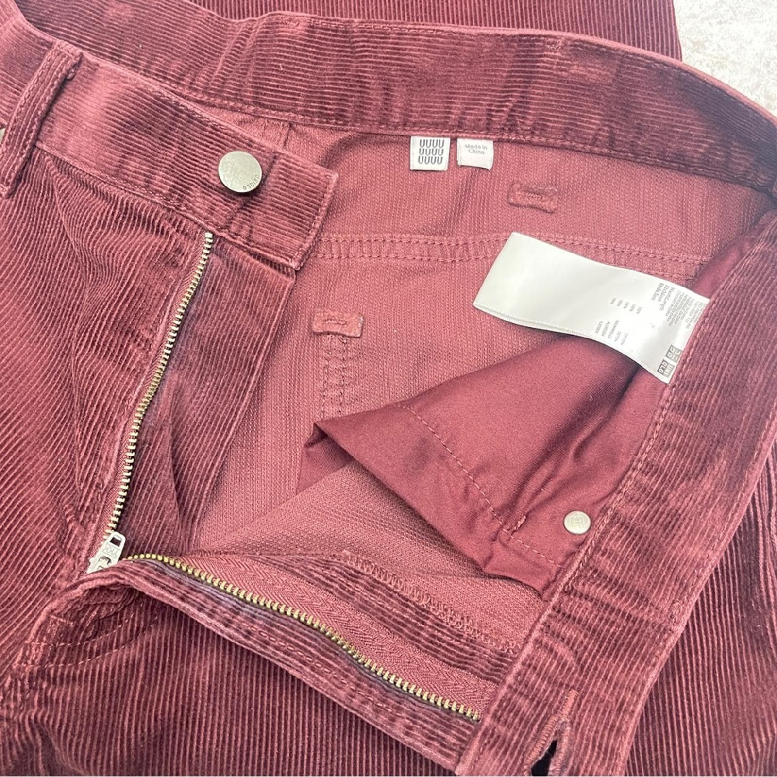 Uniqlo Uniqlo Men's Burgundy Corduroy Pants size 33x34 Size US 33 - 4 Thumbnail