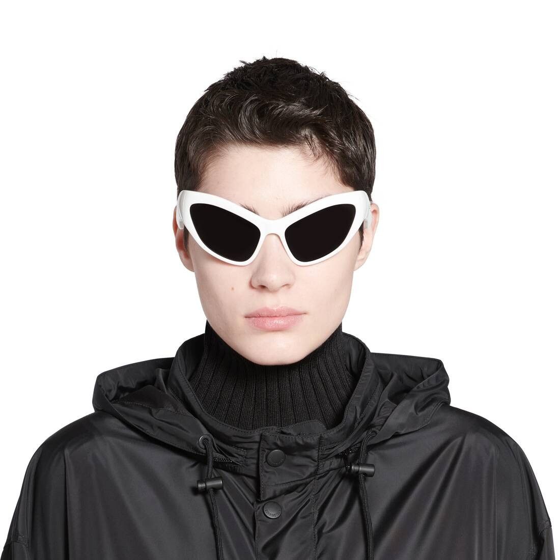 Balenciaga o1bcso1str0625 Size: OS / Hamptons Cat Sunglasses in White Size ONE SIZE - 5 Thumbnail
