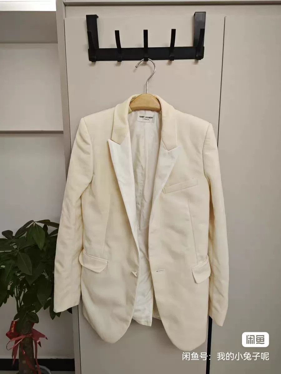 Saint Laurent Paris Saint Laurent Beige Wool Blazer Size XXS / US 00 / IT 34 - 1 Thumbnail
