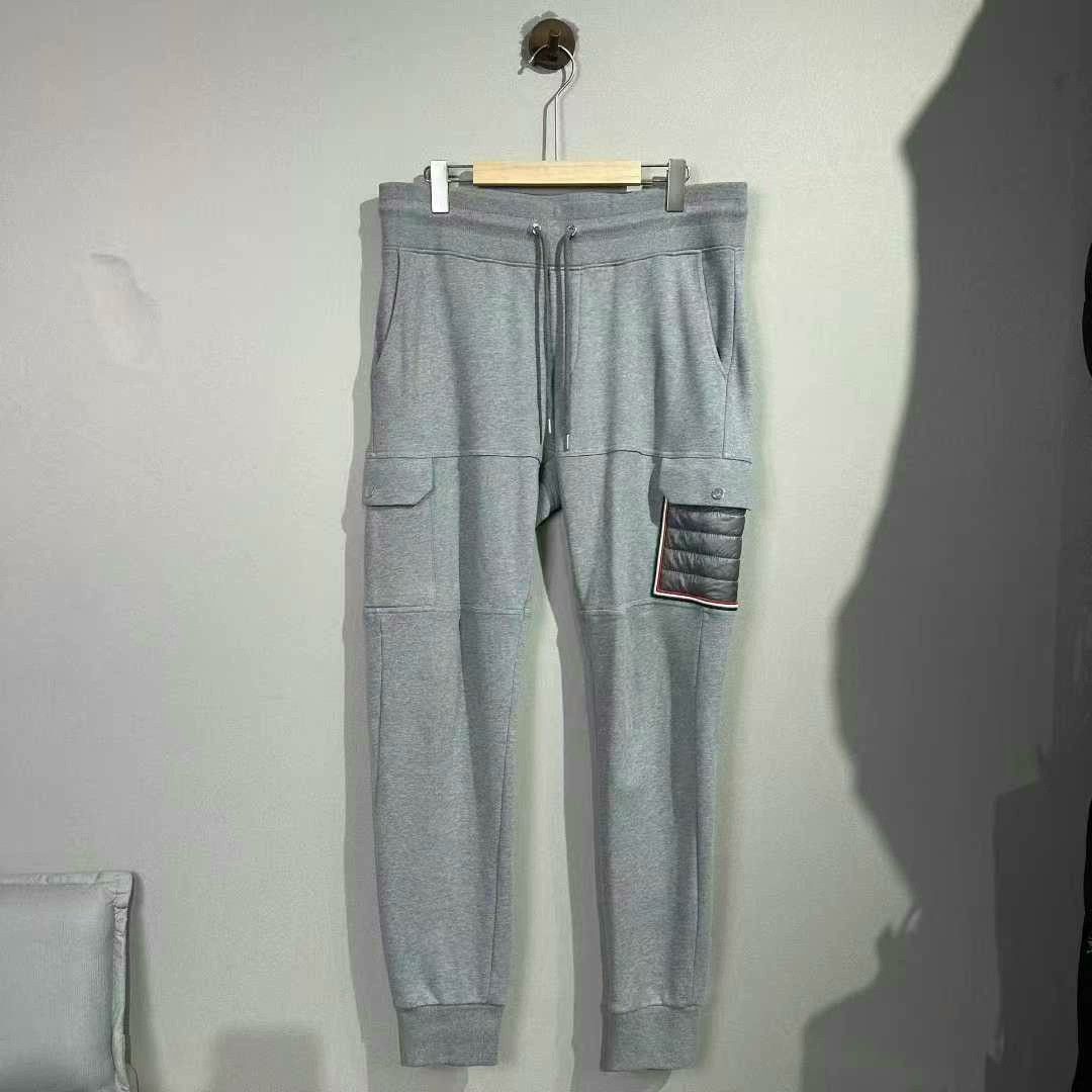 Moncler moncler gray padded cargo sweatpants Size US 44 / EU 60 - 1 Thumbnail