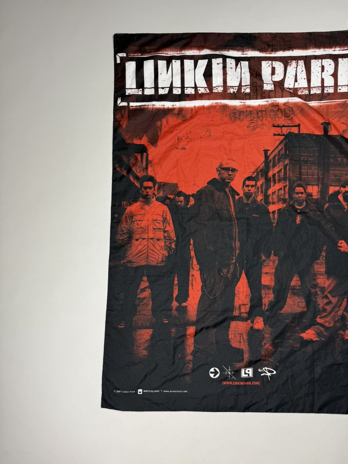 Band Tees × Vintage Linkin Park Vintage 2001 Hybrid Theory Flag Stoffposter VTG Size ONE SIZE - 2 Thumbnail