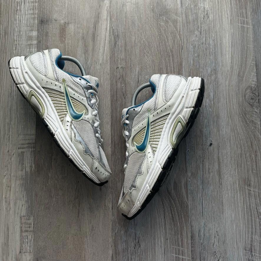 Nike NIKE •• WMNS Dart 7 "White/Blue" (8.5M) Size US 8.5 / EU 41-42 - 8 Thumbnail