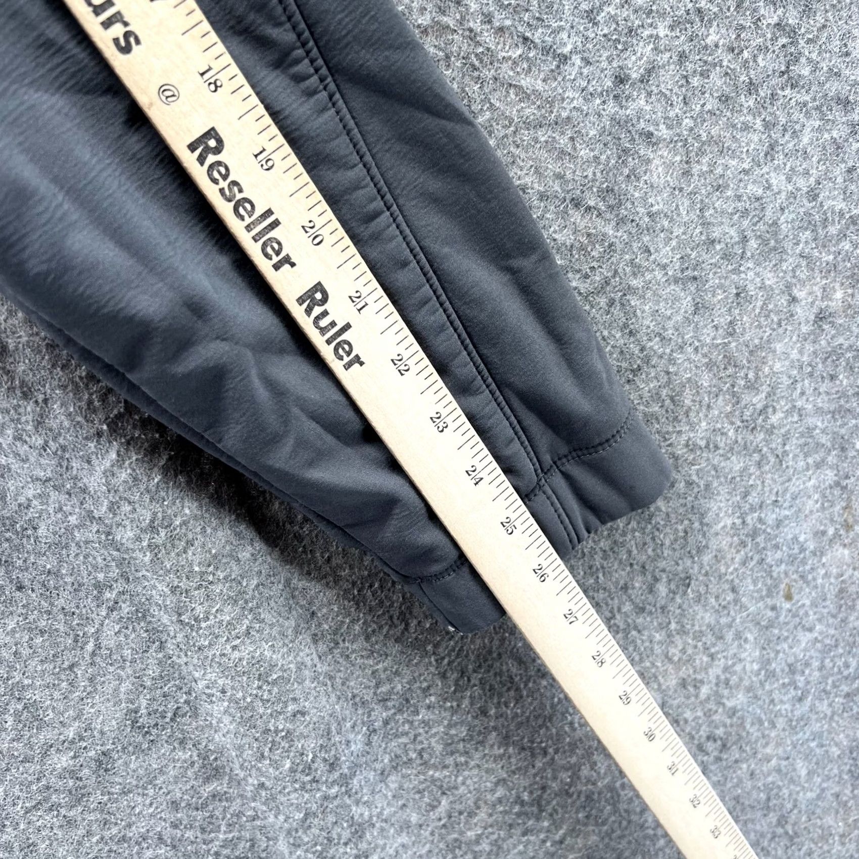 The North Face VINTAGE The North Face Sweater Womens L Gray Jacket Women Grey Full Zip Windbreaker Apex Denali Size L / US 10 / IT 46 - 5 Thumbnail