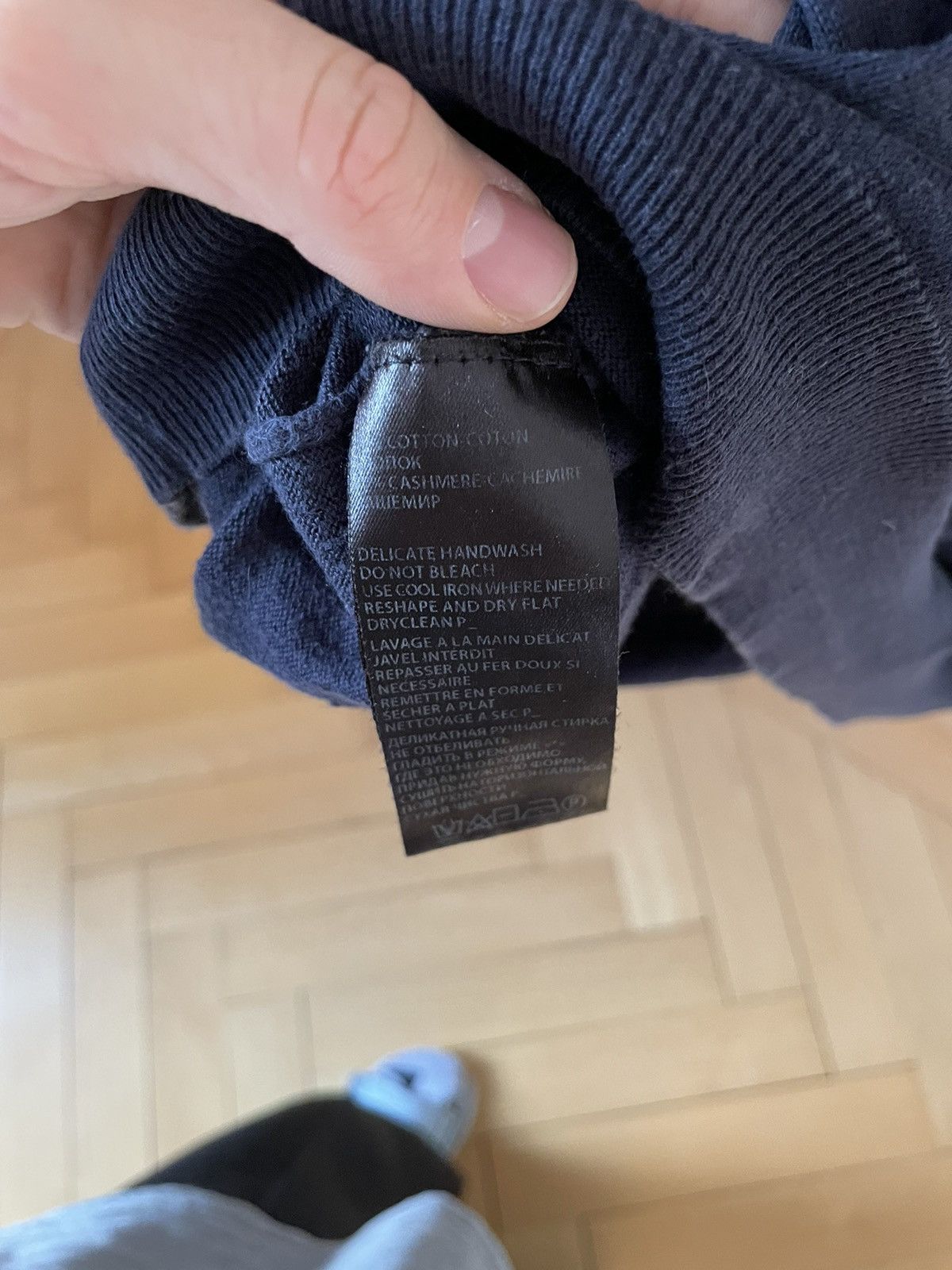 Ann Demeulemeester Ann Sweater with nice Shouldercout out details Size XL / US 12-14 / IT 48-50 - 5 Thumbnail