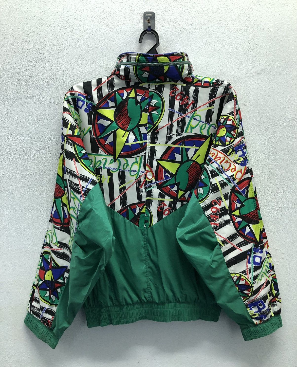 Asics Vintage Asics Abstract Graphic Windbreaker Jacket Made Japan Size US XL / EU 56 / 4 - 2 Thumbnail