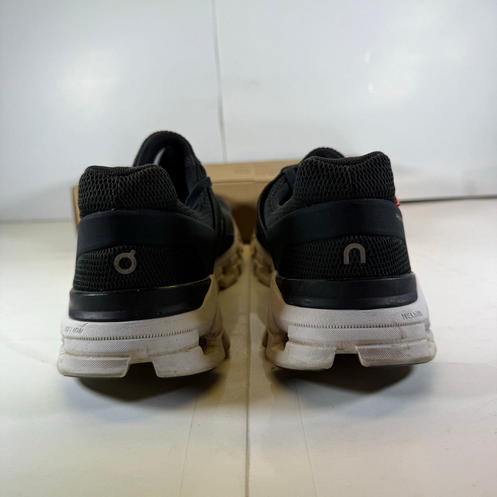 On On Cloudswift 2 Black Running Shoe Black/Women SIze 10 Women Size US 10 / IT 40 - 8 Thumbnail