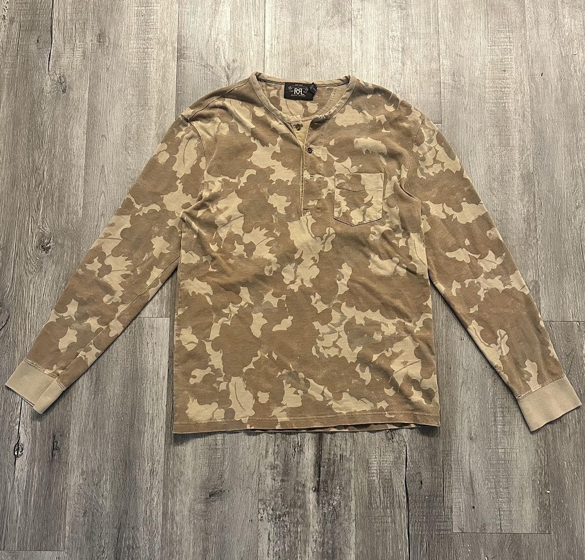 RRL Ralph Lauren Double Ralph Lauren RRL Camo Vintage Quarter Button T Shirt Size US M / EU 48-50 / 2 - 1 Thumbnail